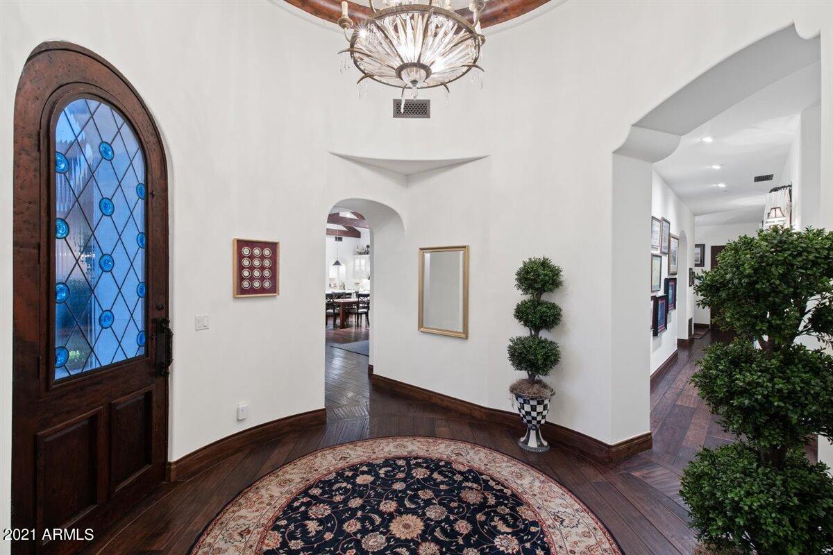 CASA BLANCA ESTATES LOT 20-37 & TR A - Residential