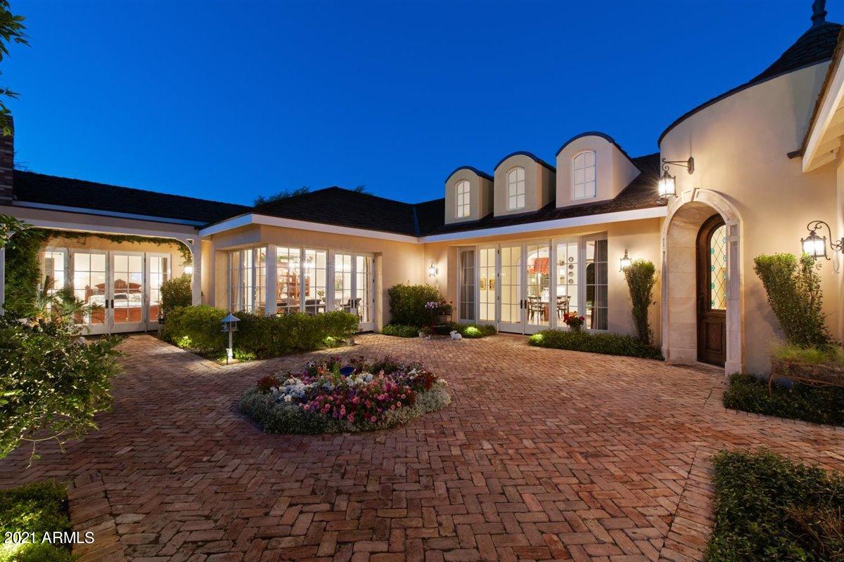 CASA BLANCA ESTATES LOT 20-37 & TR A - Residential