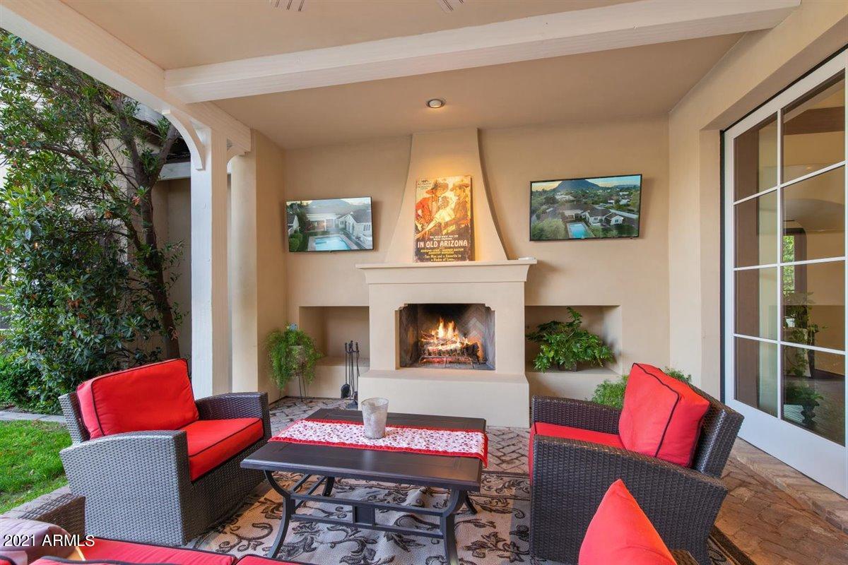 CASA BLANCA ESTATES LOT 20-37 & TR A - Residential