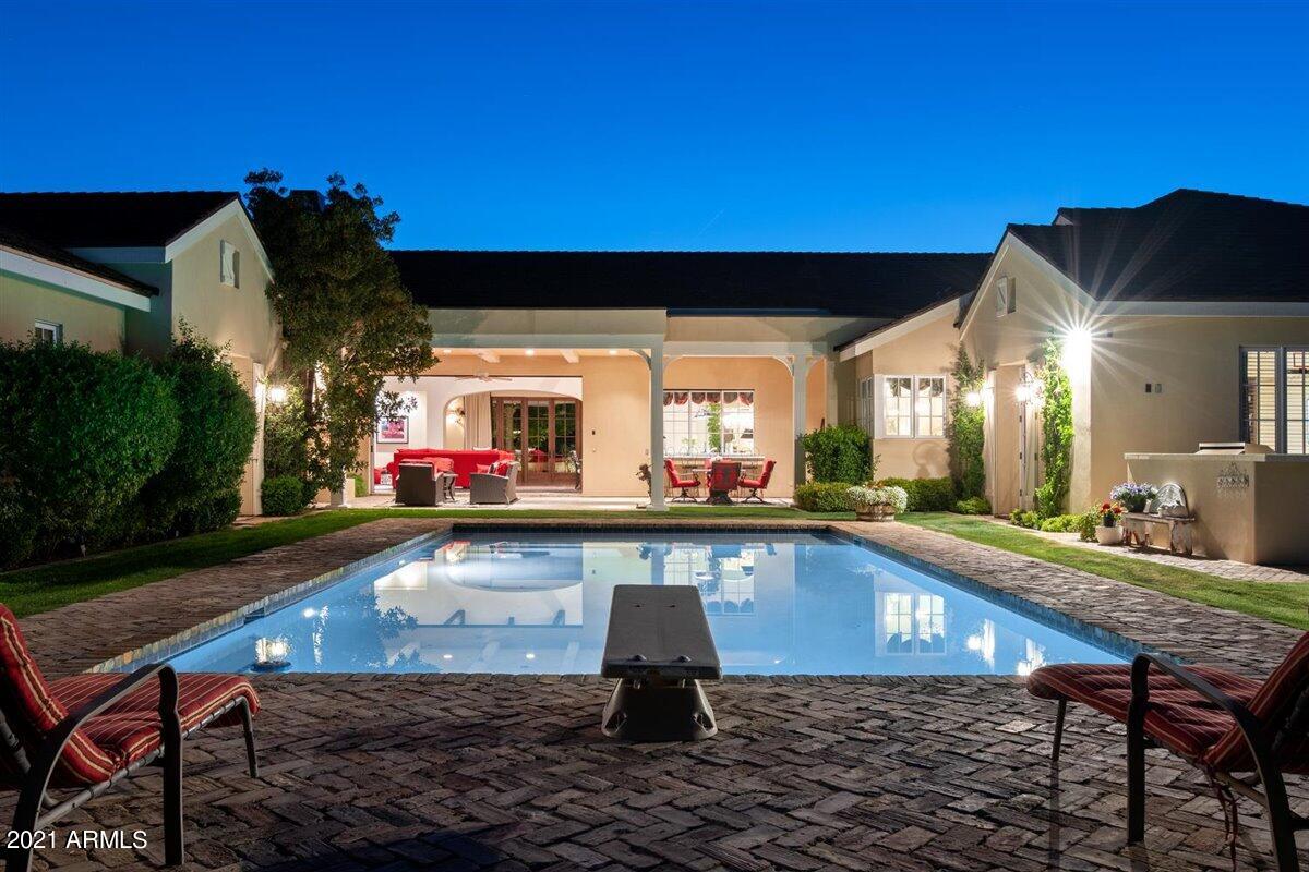CASA BLANCA ESTATES LOT 20-37 & TR A - Residential