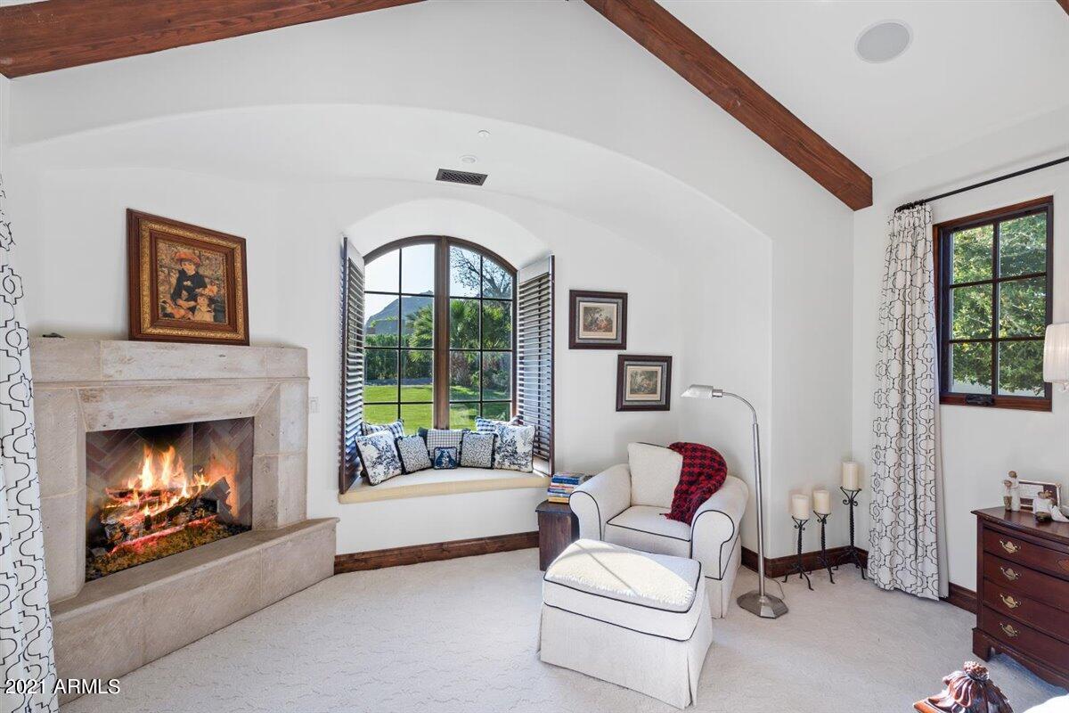 CASA BLANCA ESTATES LOT 20-37 & TR A - Residential