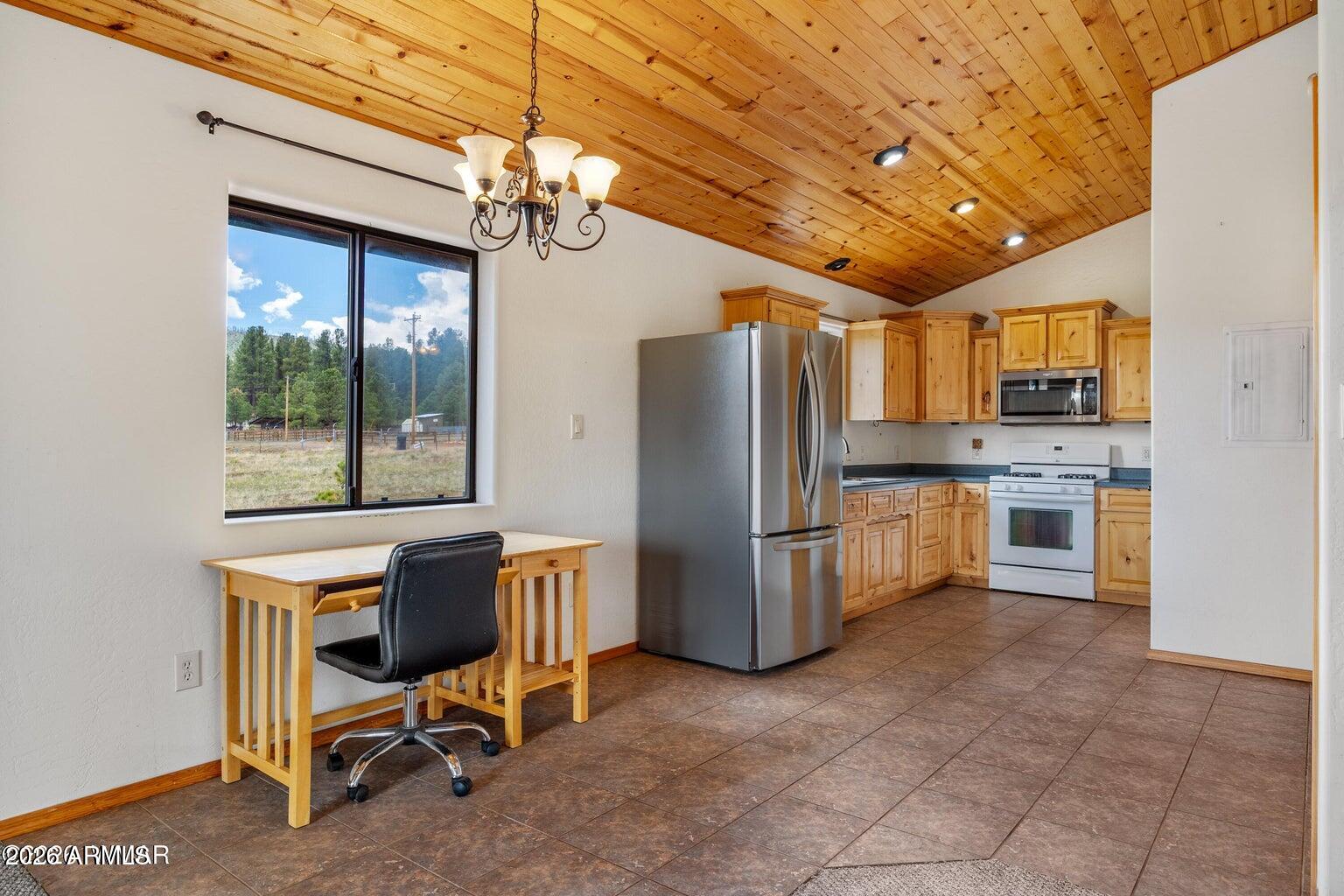 LUNA LAKE VILLAGE - Residential