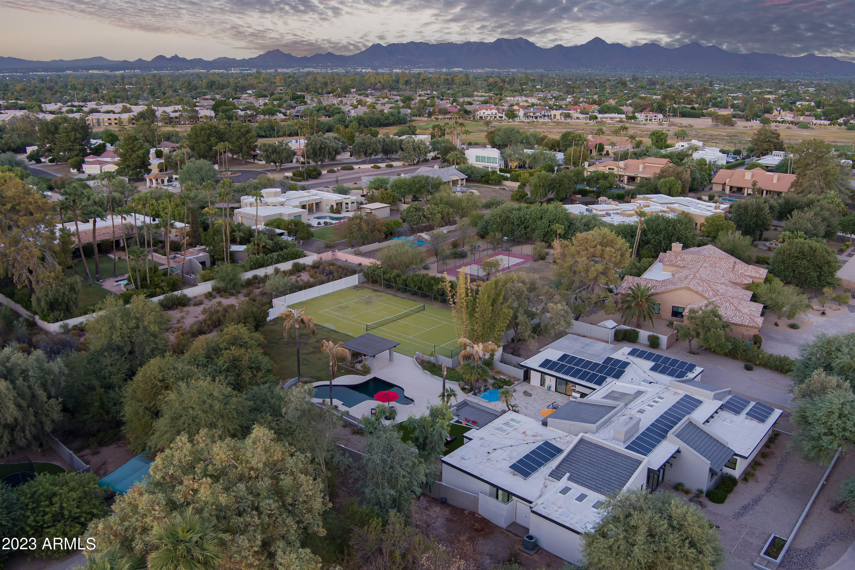 PALO OLIVO ESTATES - Residential