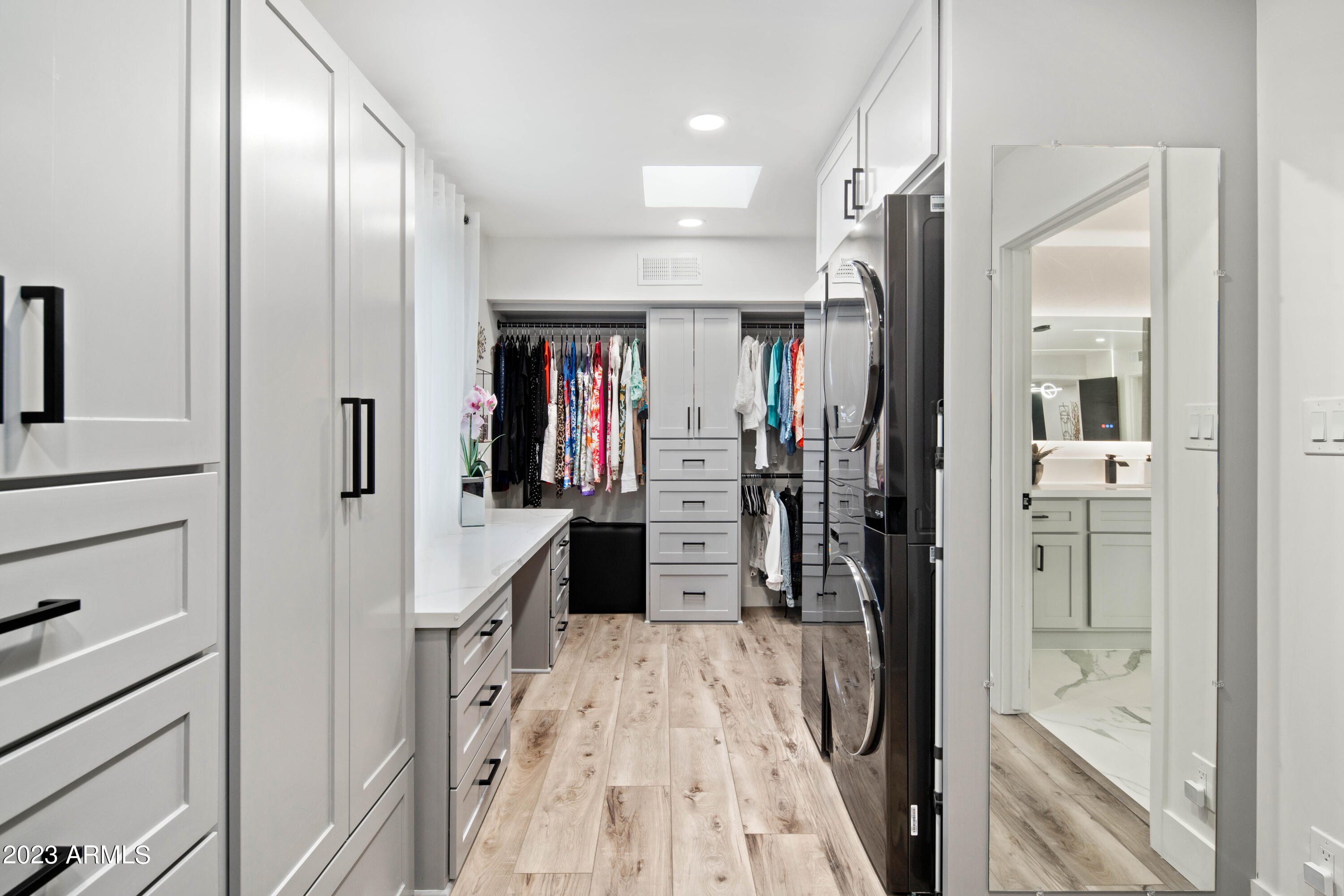 PALO OLIVO ESTATES - Residential