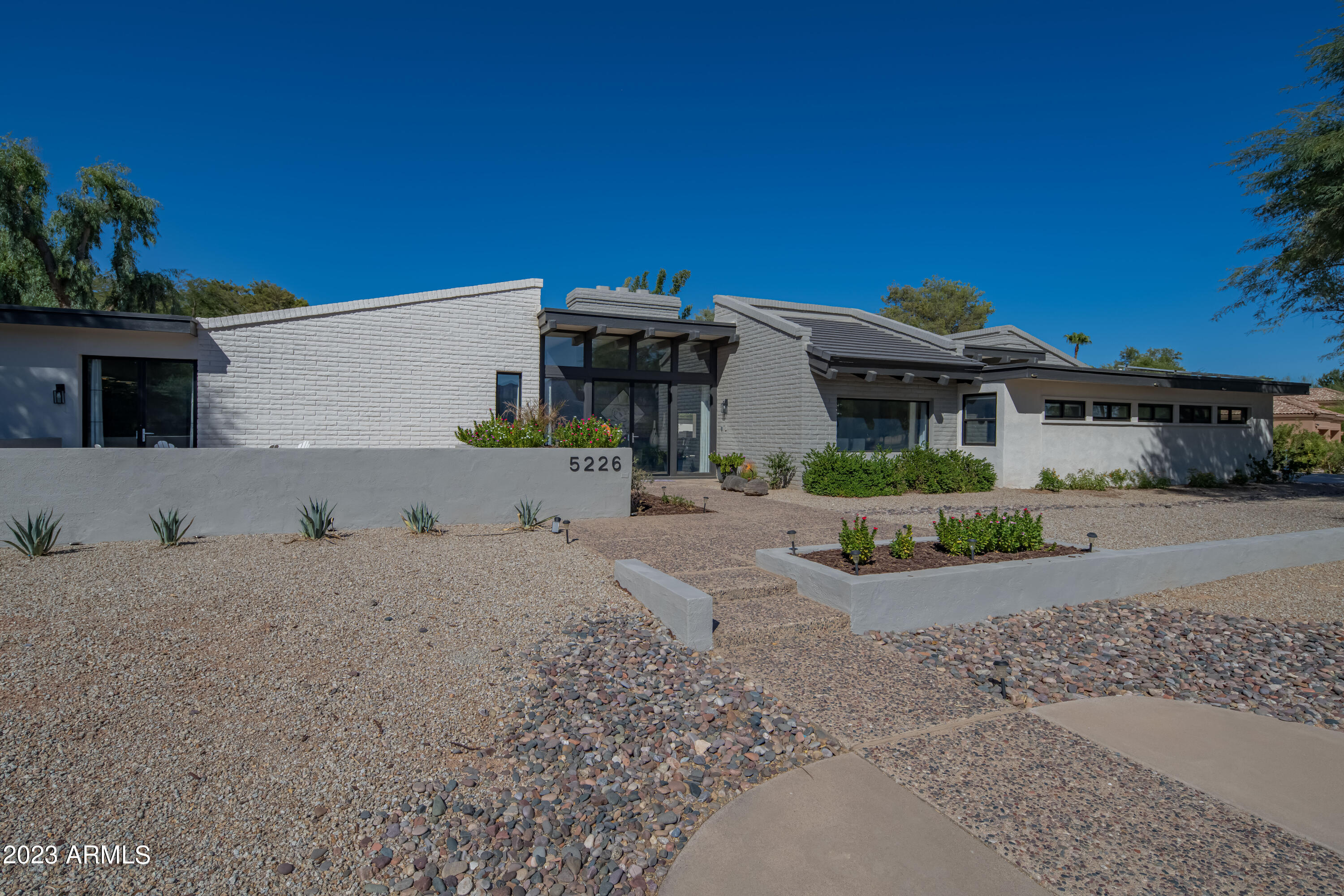 PALO OLIVO ESTATES - Residential