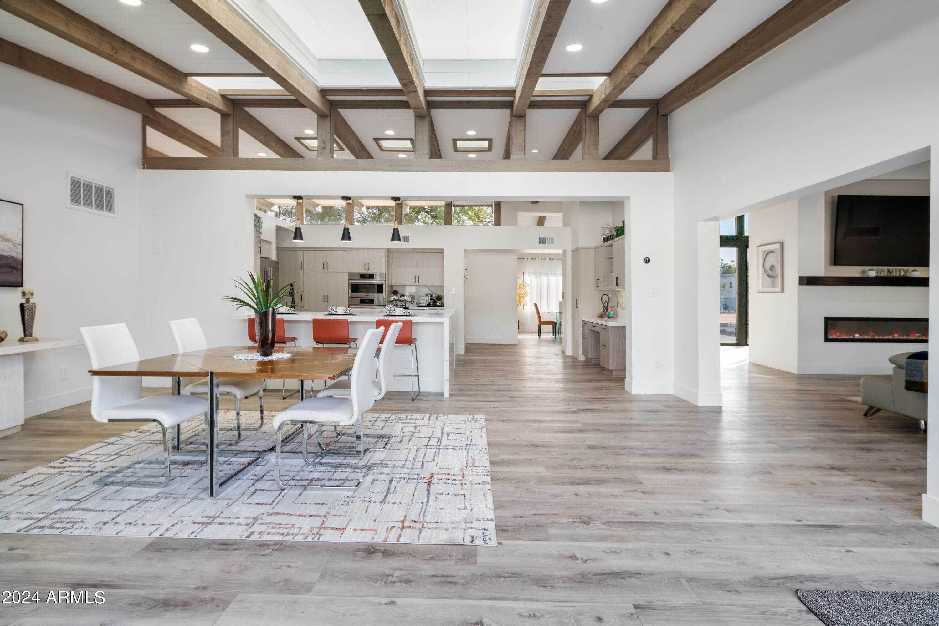 PALO OLIVO ESTATES - Residential
