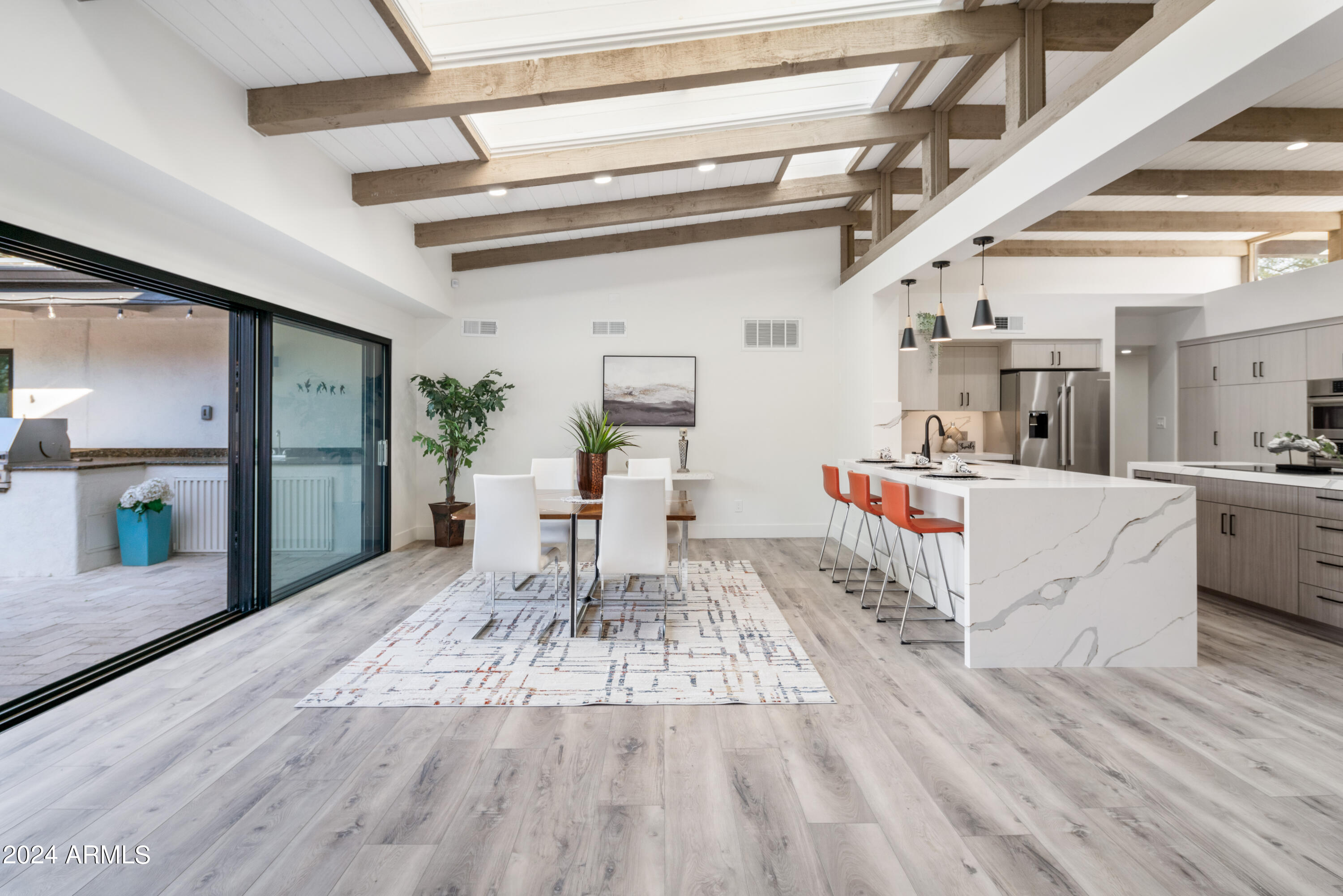 PALO OLIVO ESTATES - Residential