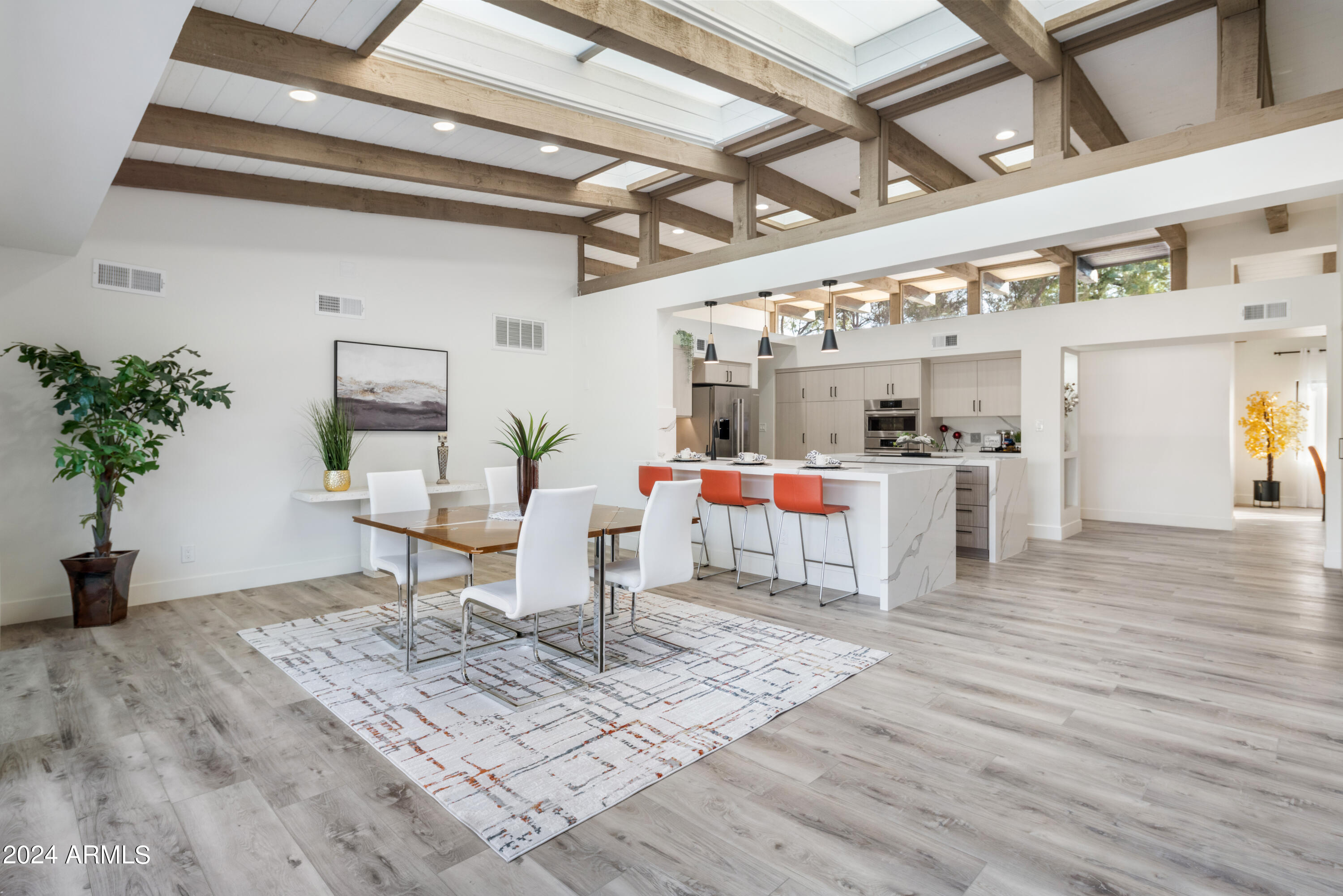 PALO OLIVO ESTATES - Residential