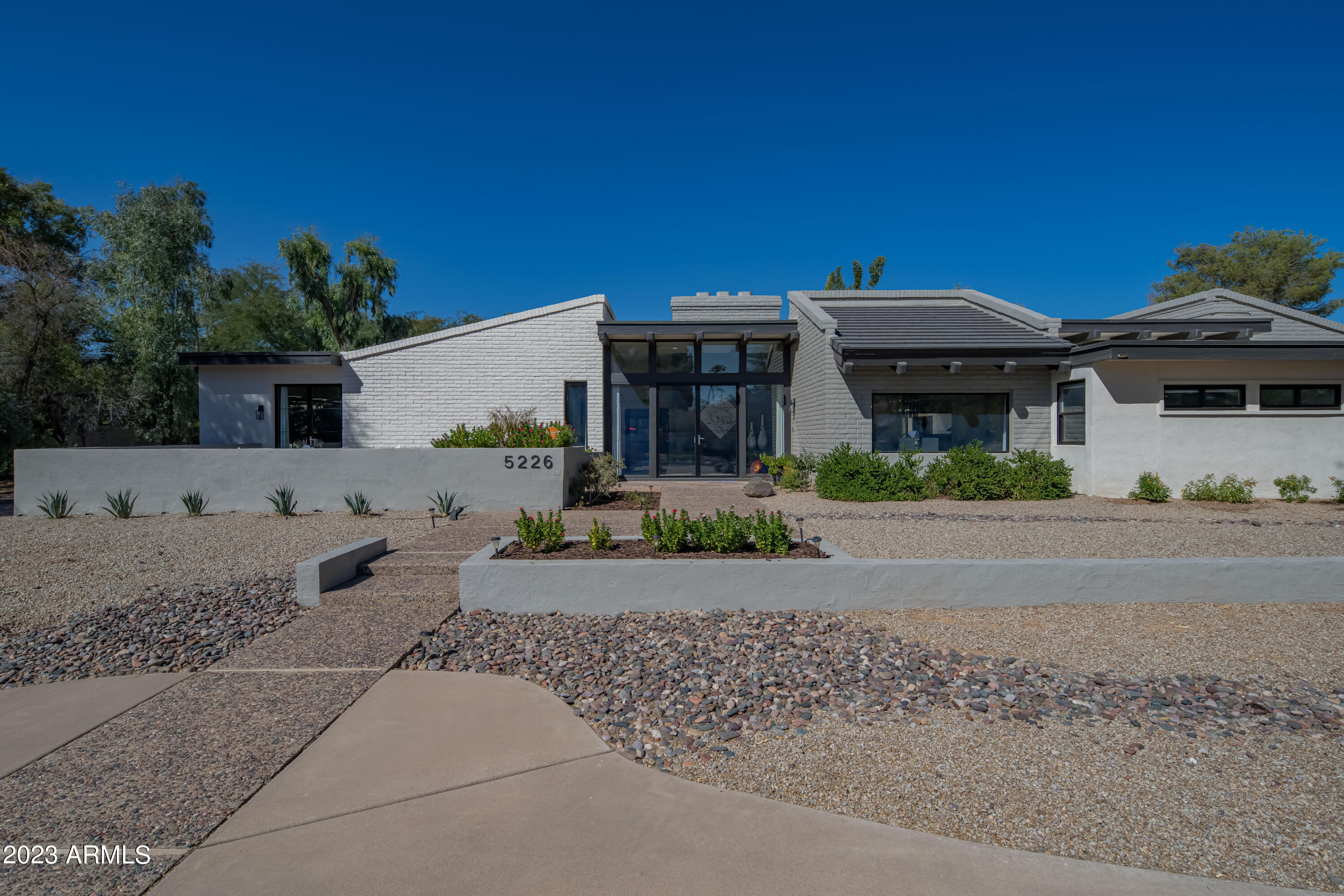 PALO OLIVO ESTATES - Residential