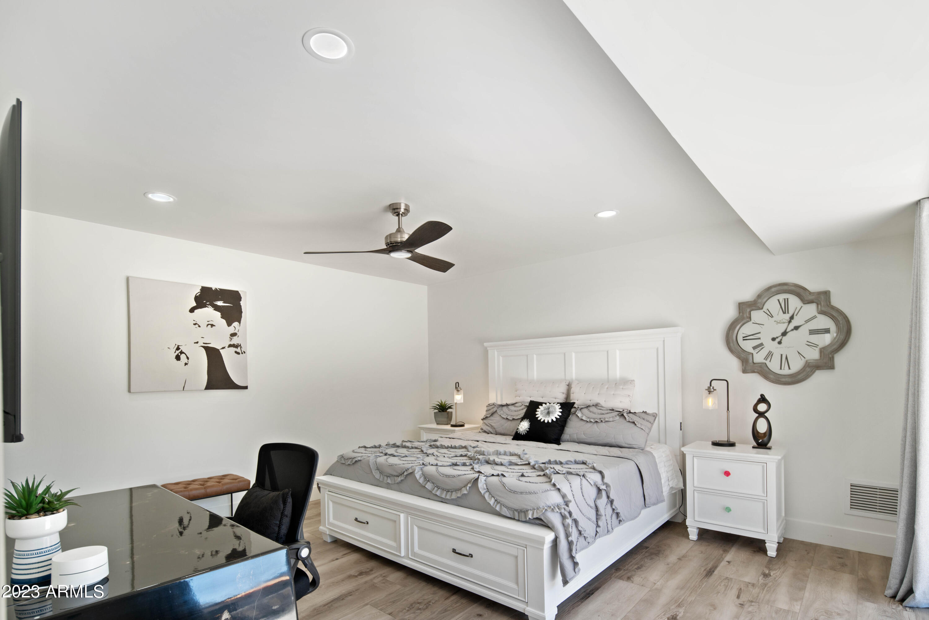 PALO OLIVO ESTATES - Residential