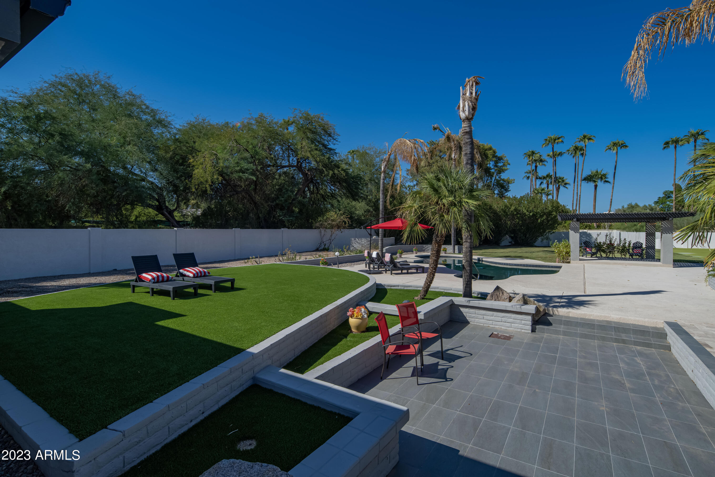 PALO OLIVO ESTATES - Residential