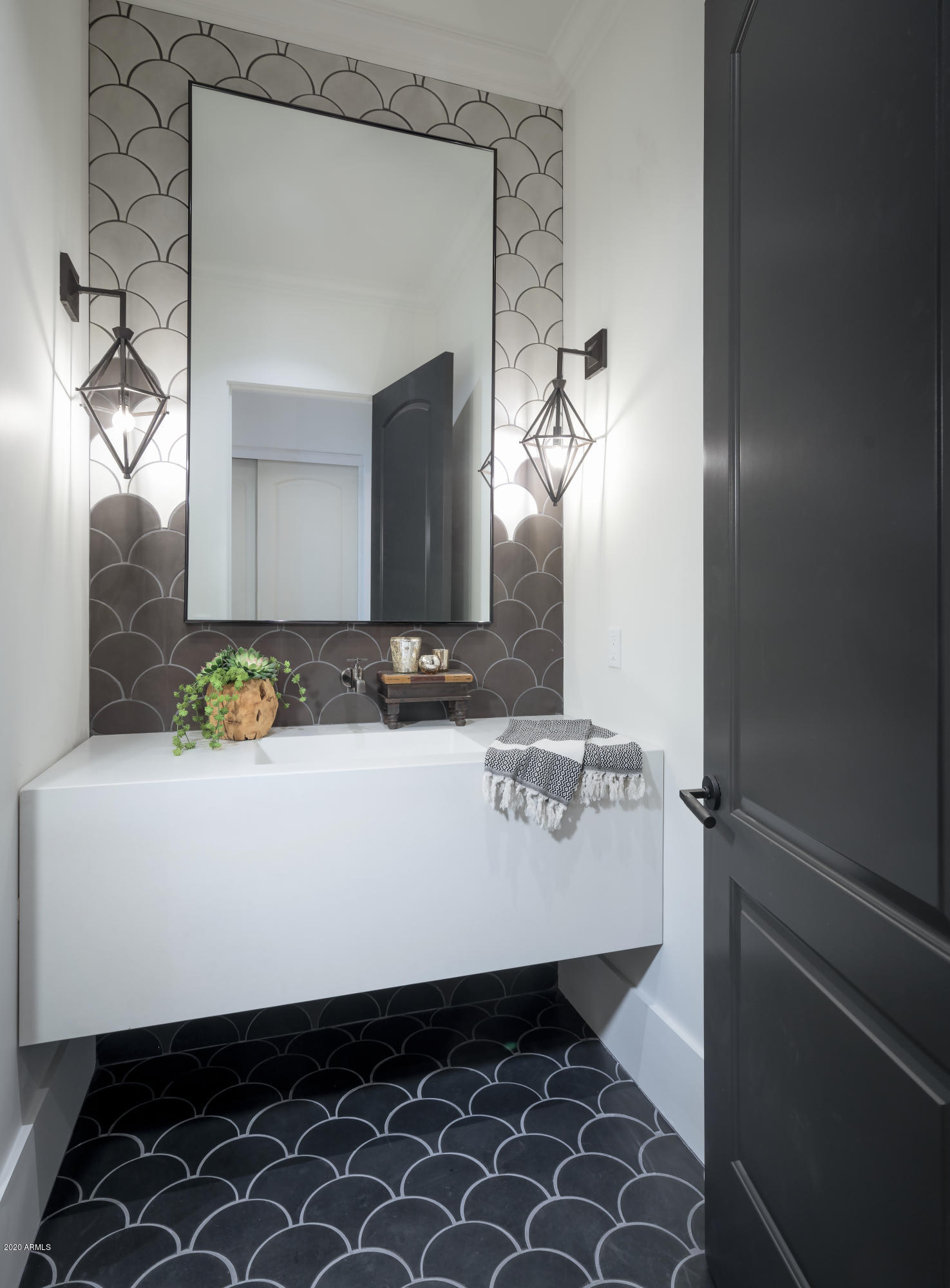 DOUBLETREE RANCHOS 2 - Residential