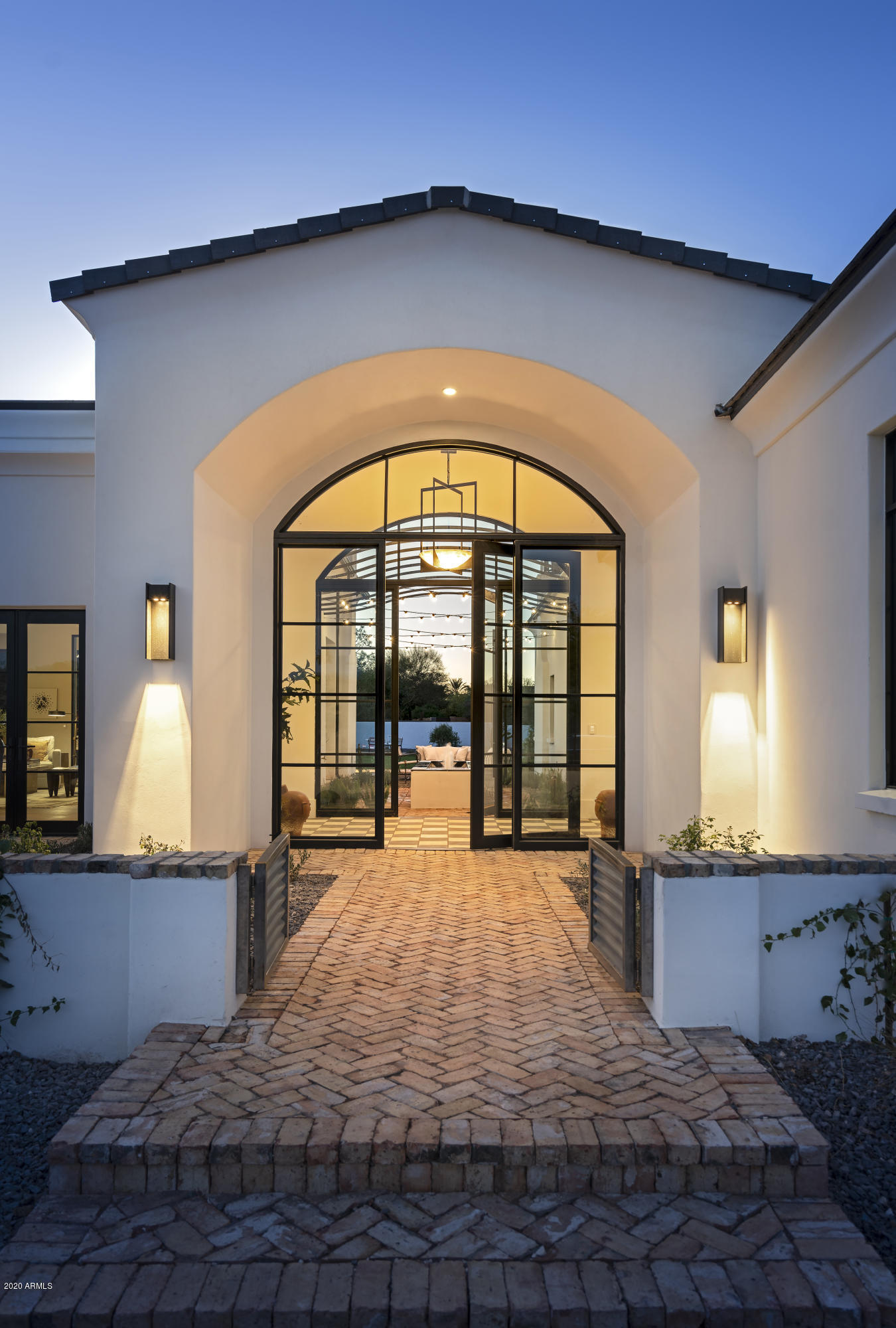 DOUBLETREE RANCHOS 2 - Residential
