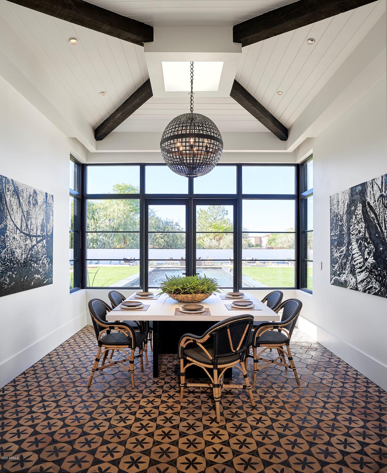 DOUBLETREE RANCHOS 2 - Residential