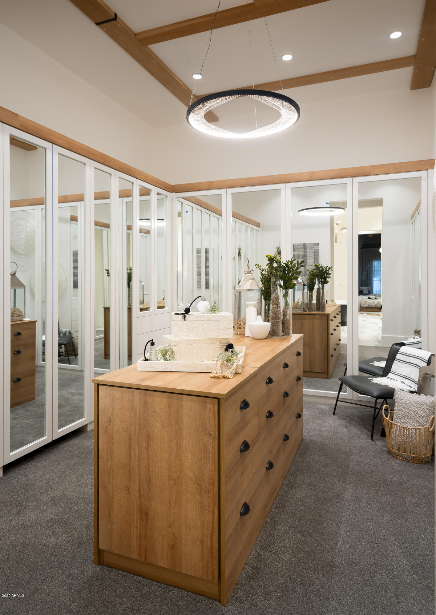 DOUBLETREE RANCHOS 2 - Residential