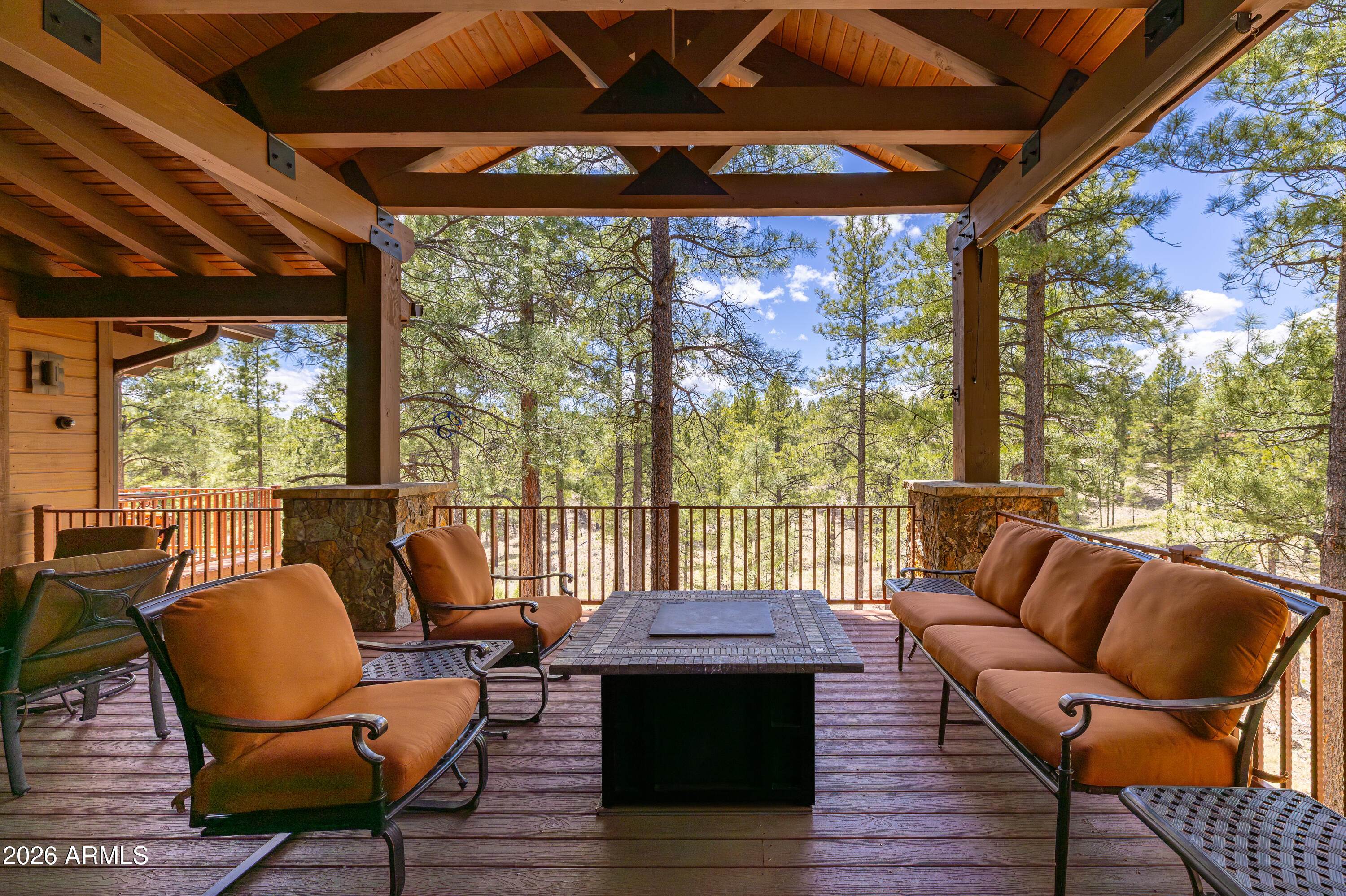 PINE CANYON - Residential