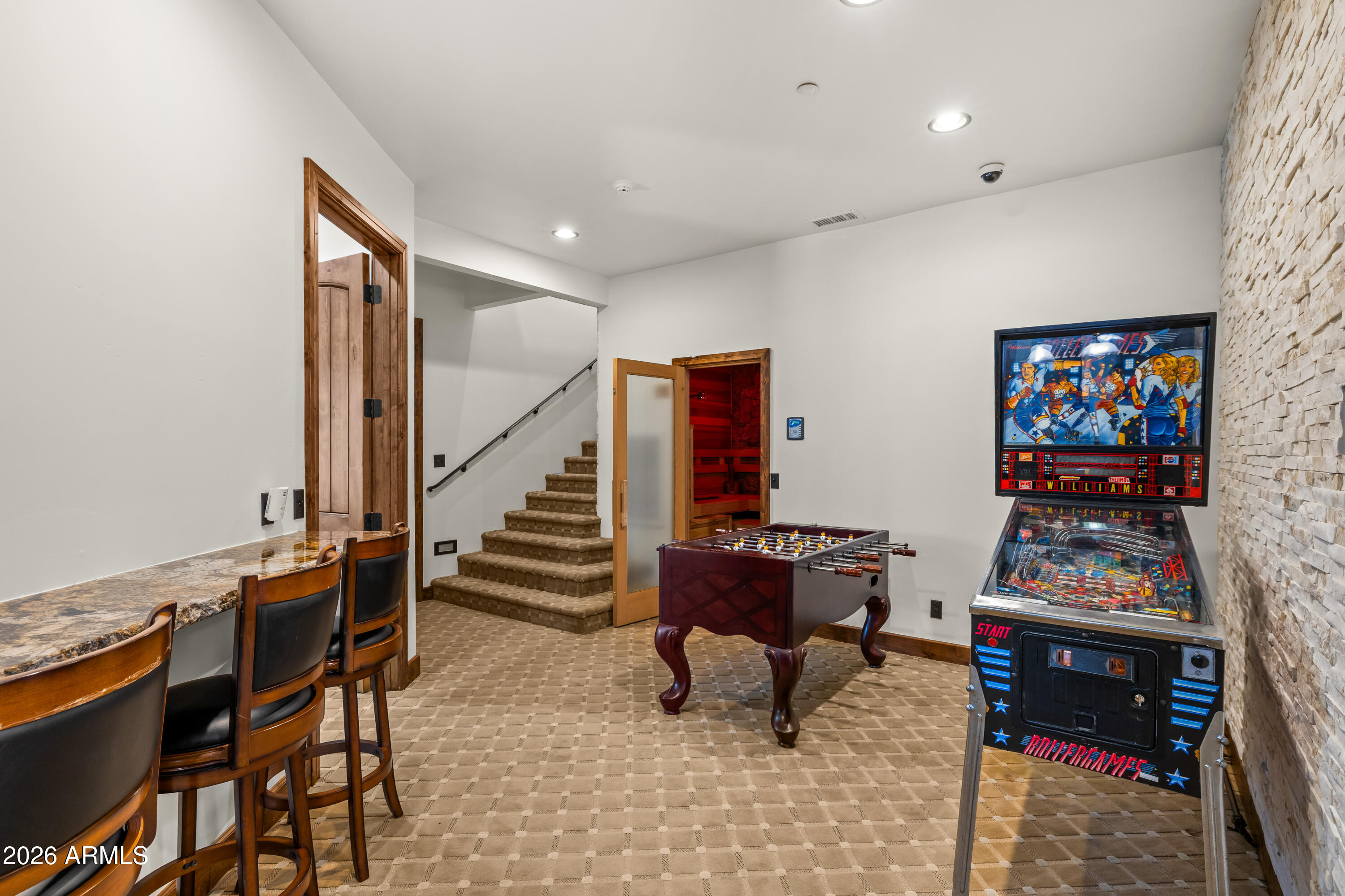 PINE CANYON - Residential