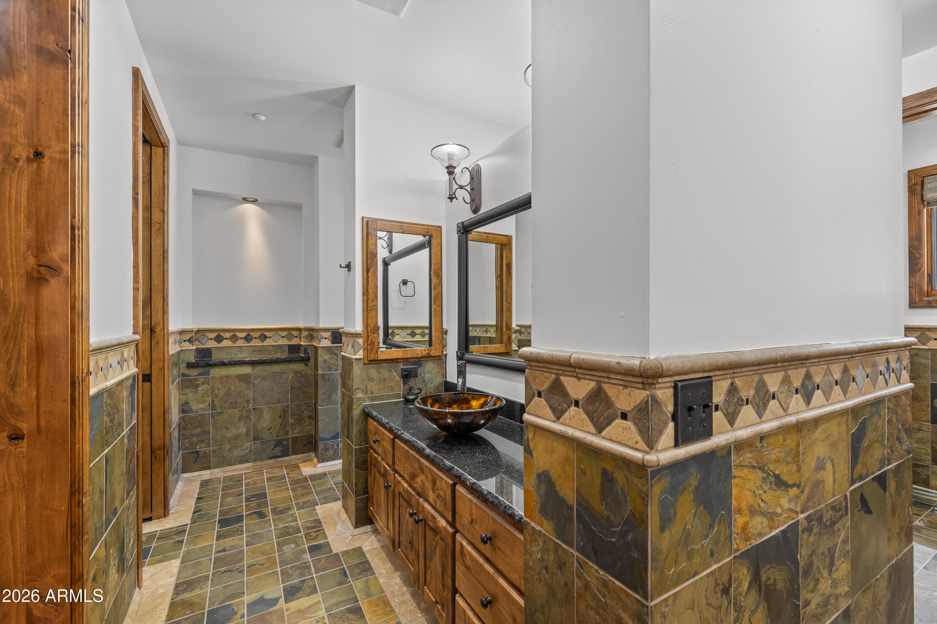 PINE CANYON - Residential