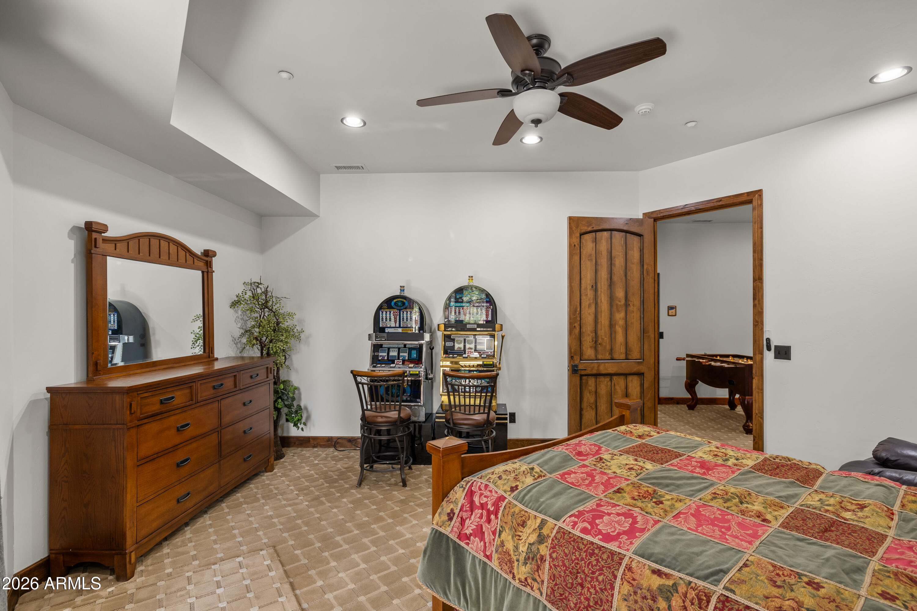 PINE CANYON - Residential