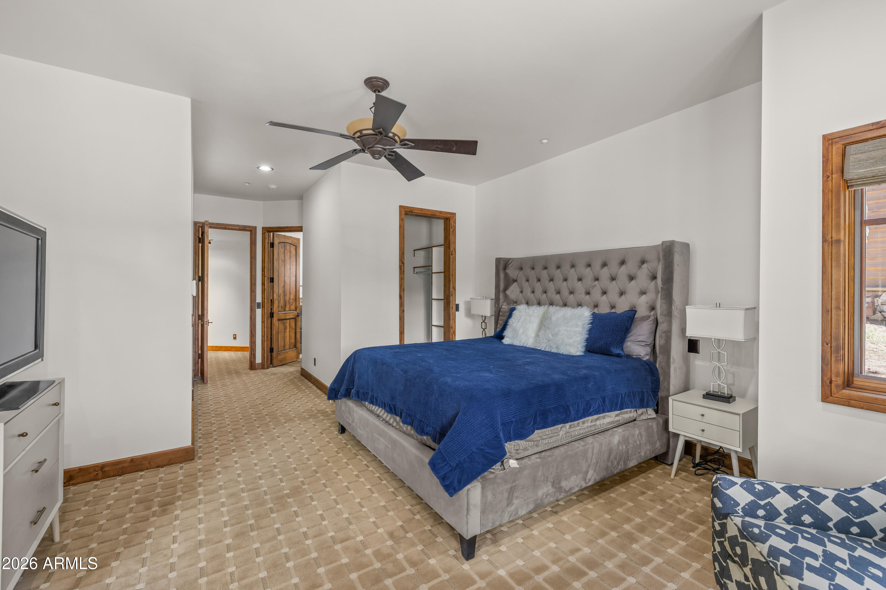 PINE CANYON - Residential