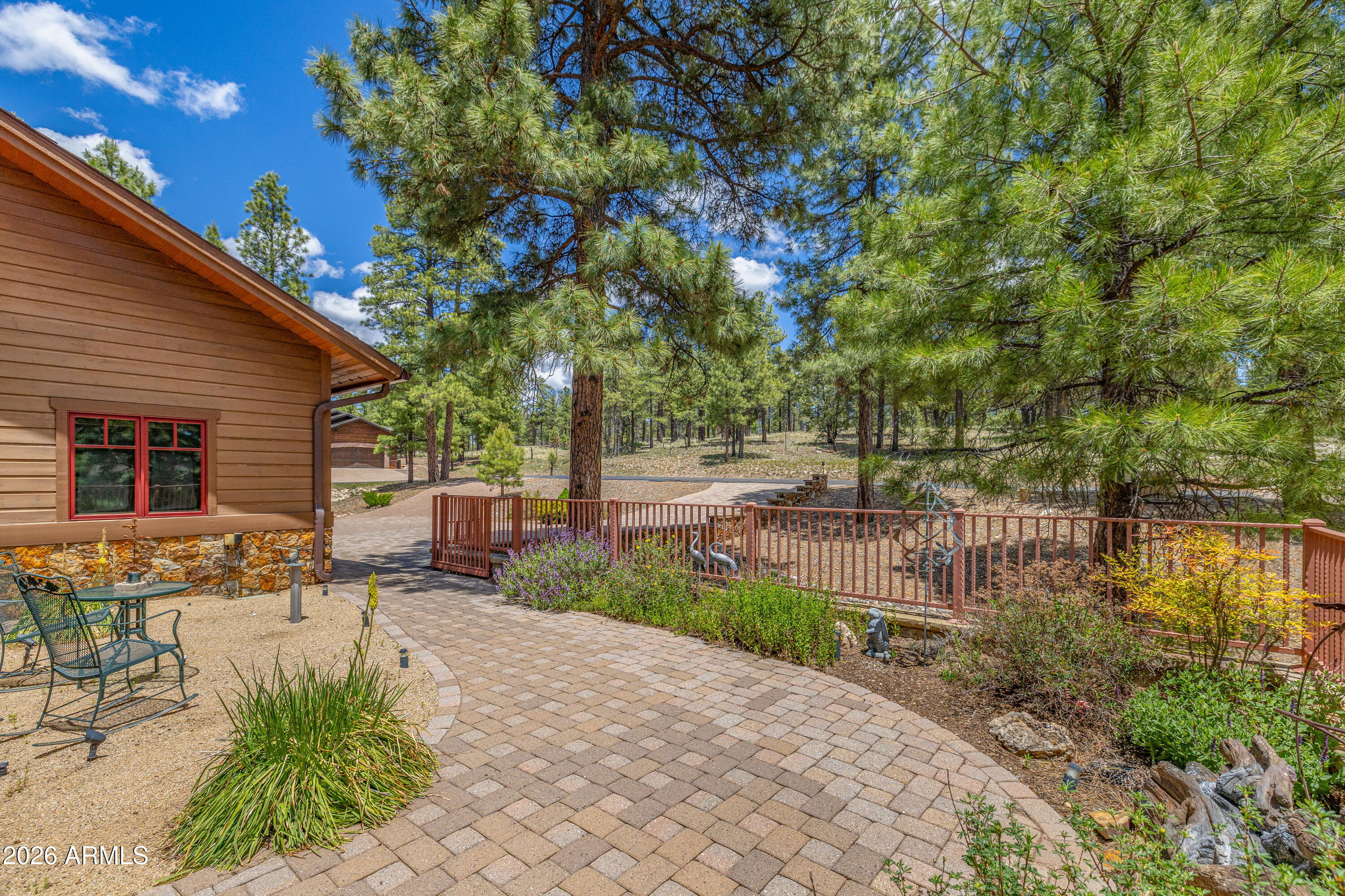 PINE CANYON - Residential