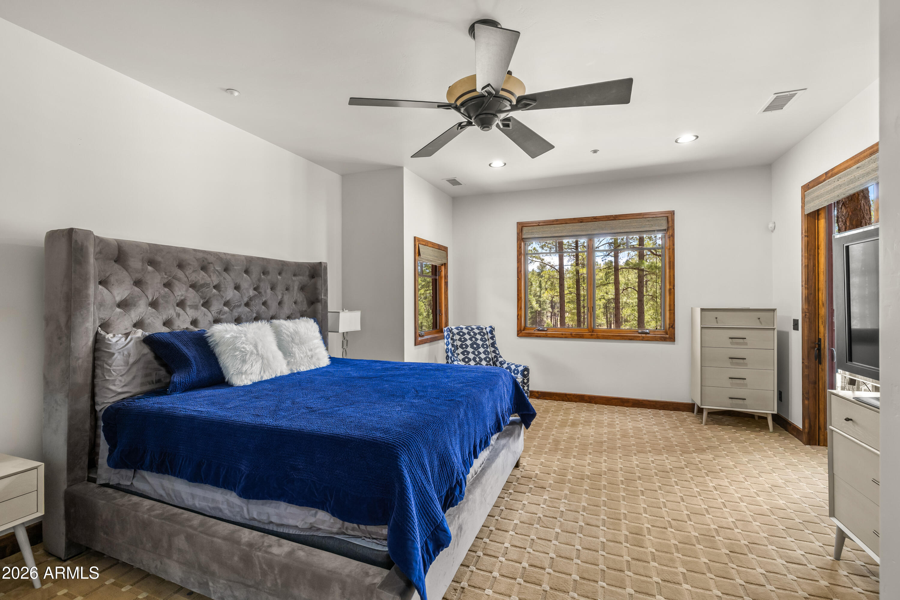 PINE CANYON - Residential