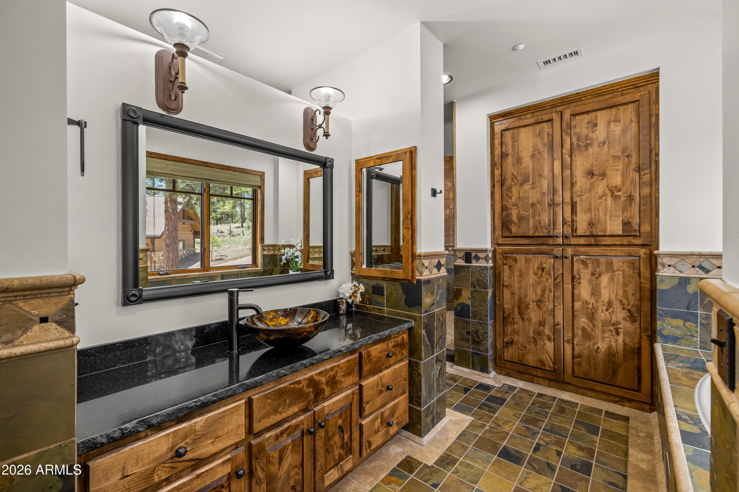 PINE CANYON - Residential