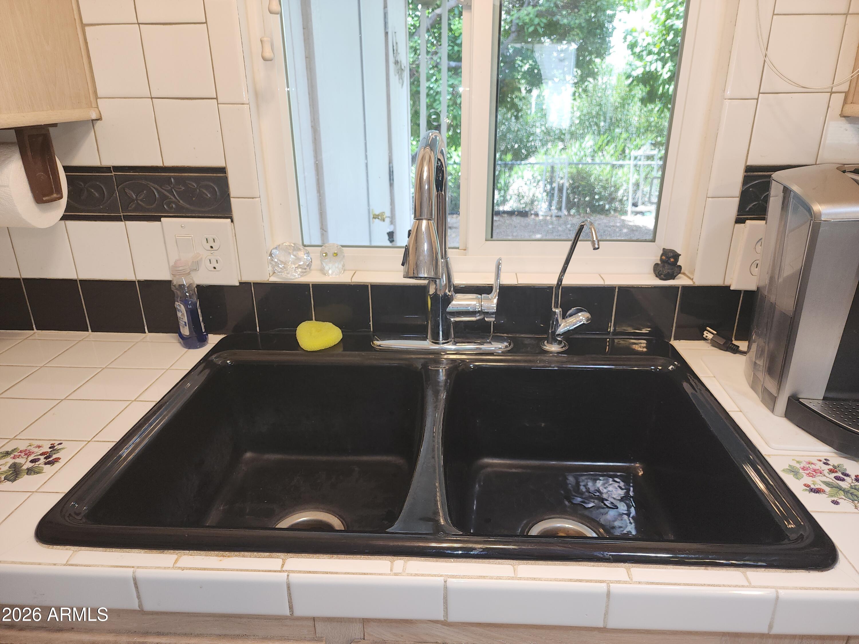 FLORENCE GARDENS UNIT B - Residential