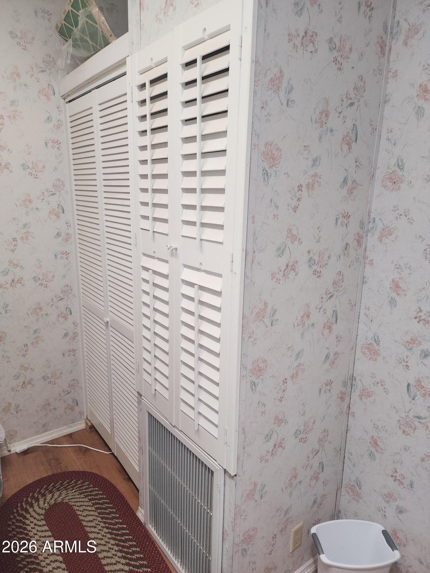 FLORENCE GARDENS UNIT B - Residential