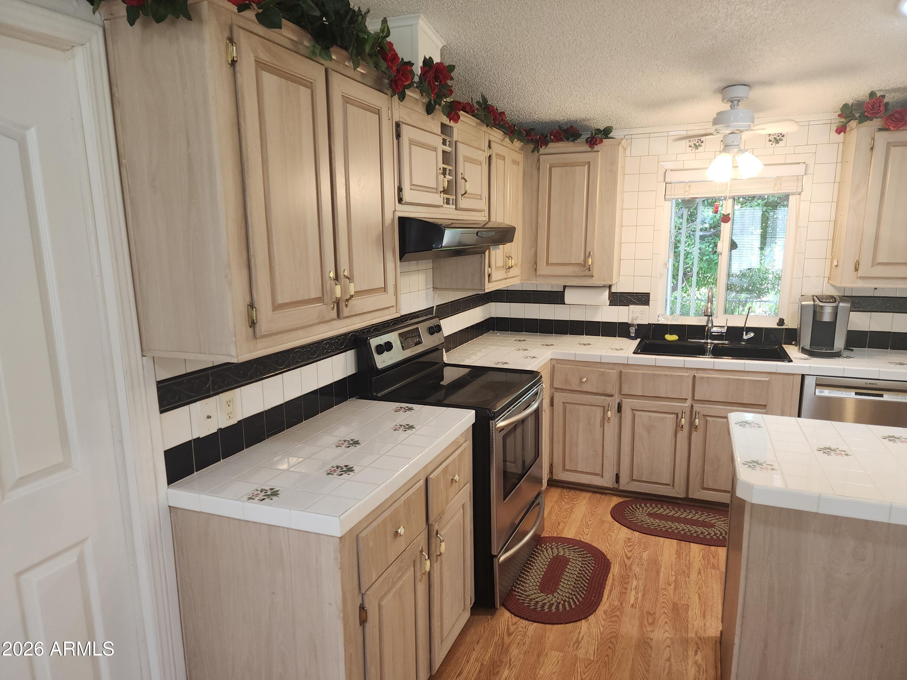 FLORENCE GARDENS UNIT B - Residential