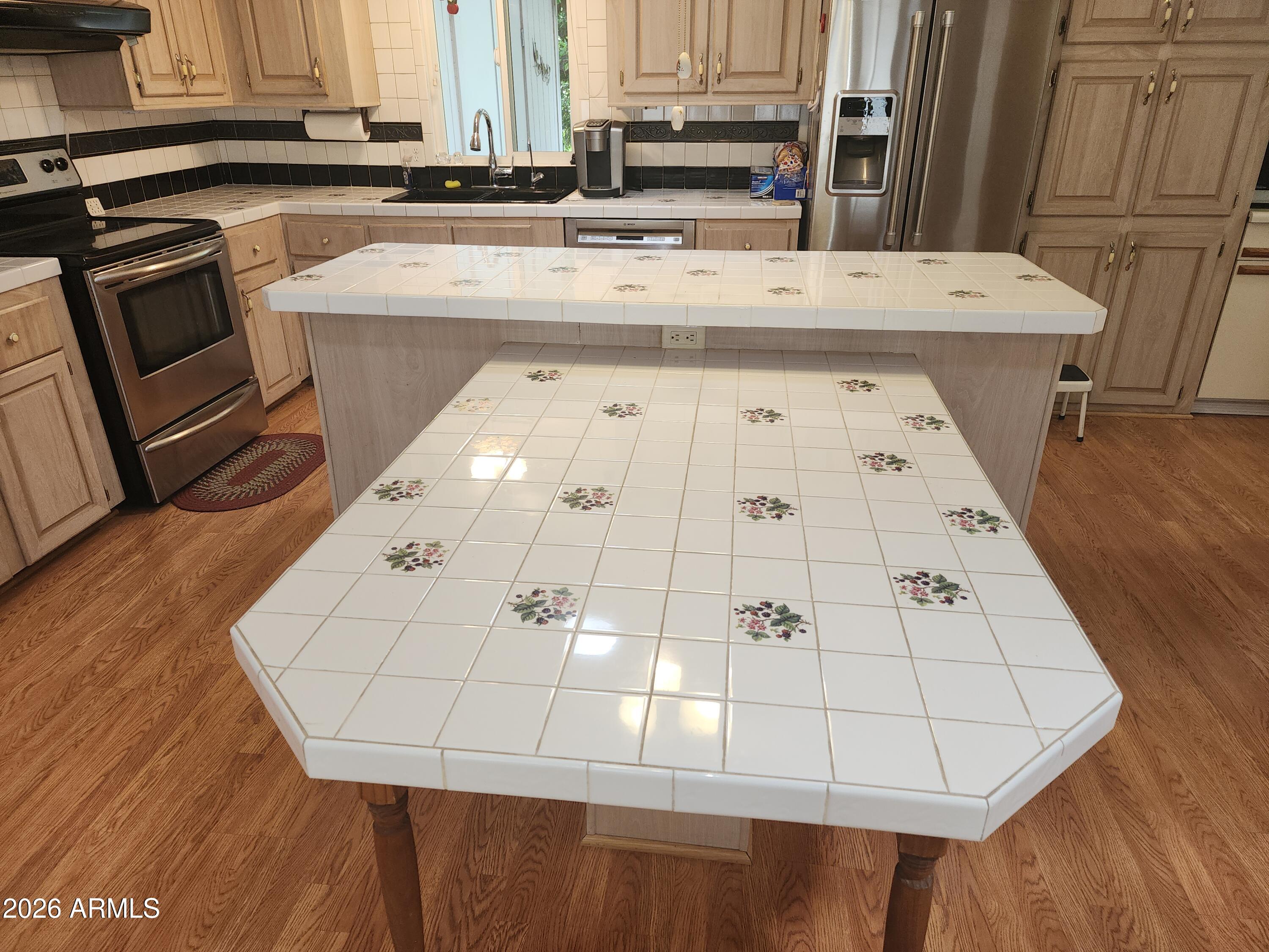FLORENCE GARDENS UNIT B - Residential