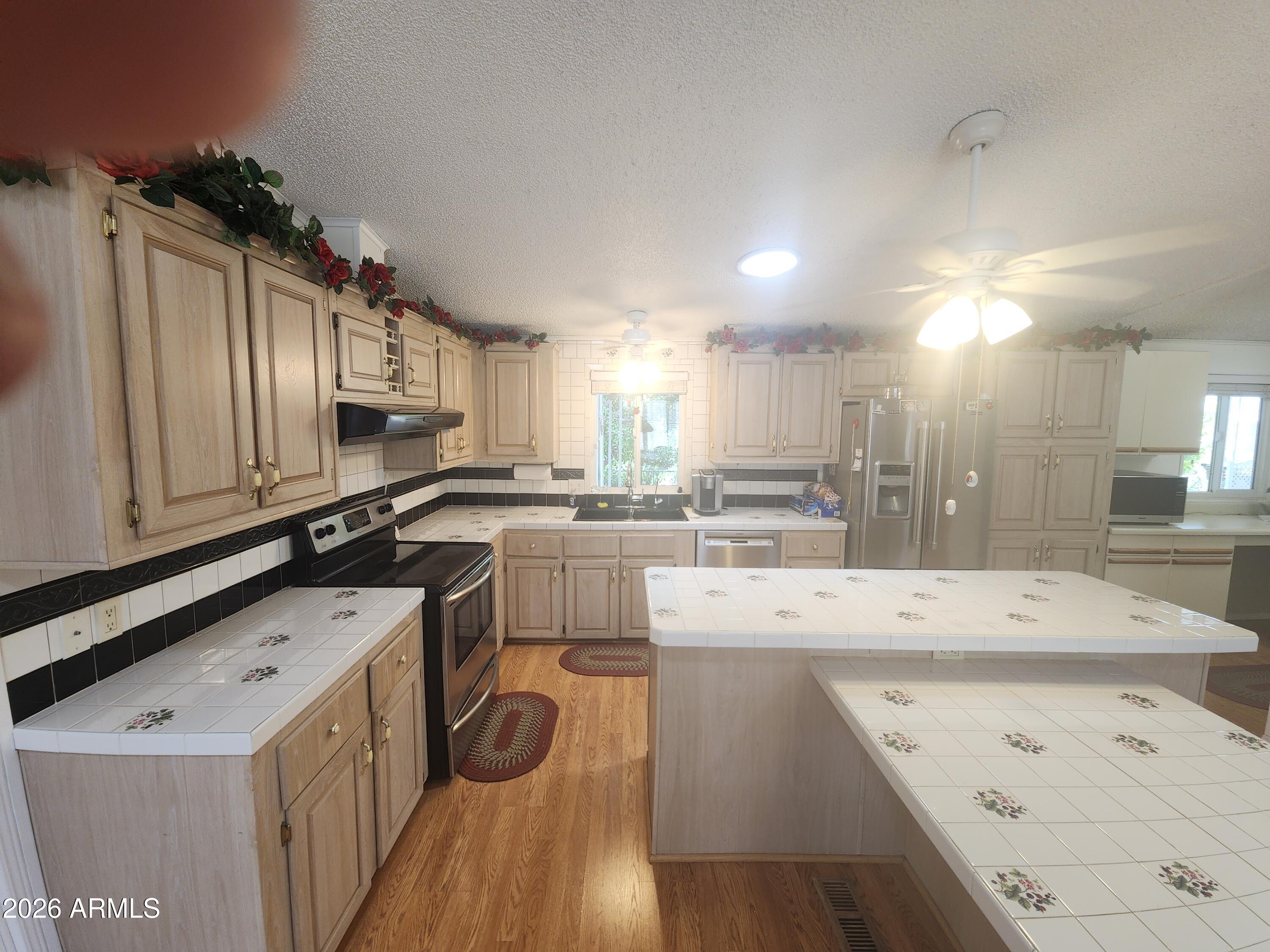 FLORENCE GARDENS UNIT B - Residential