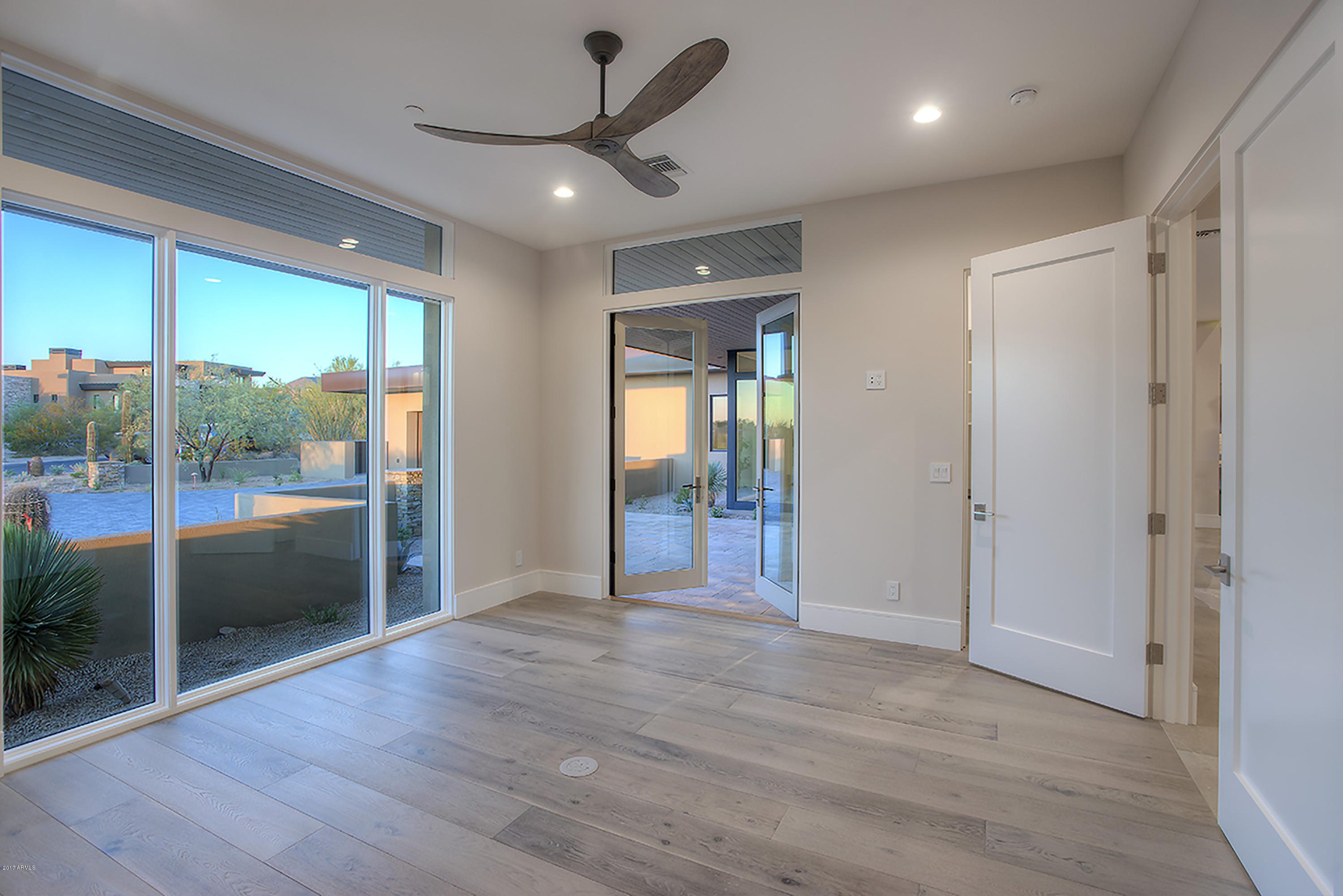 DC RANCH - Residential