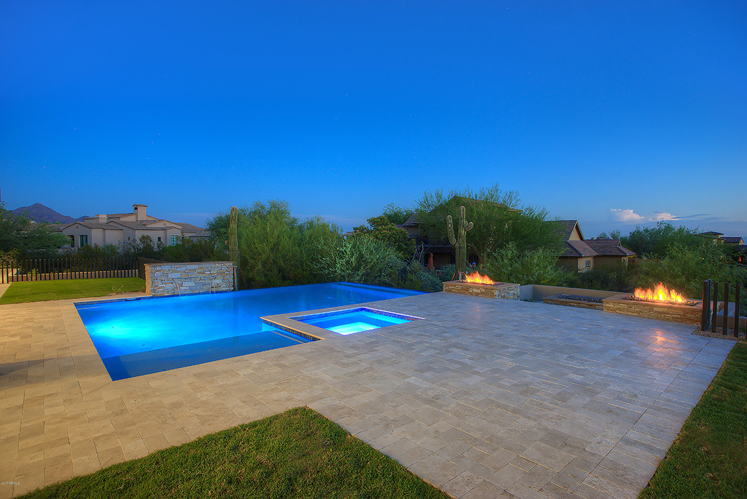 DC RANCH - Residential