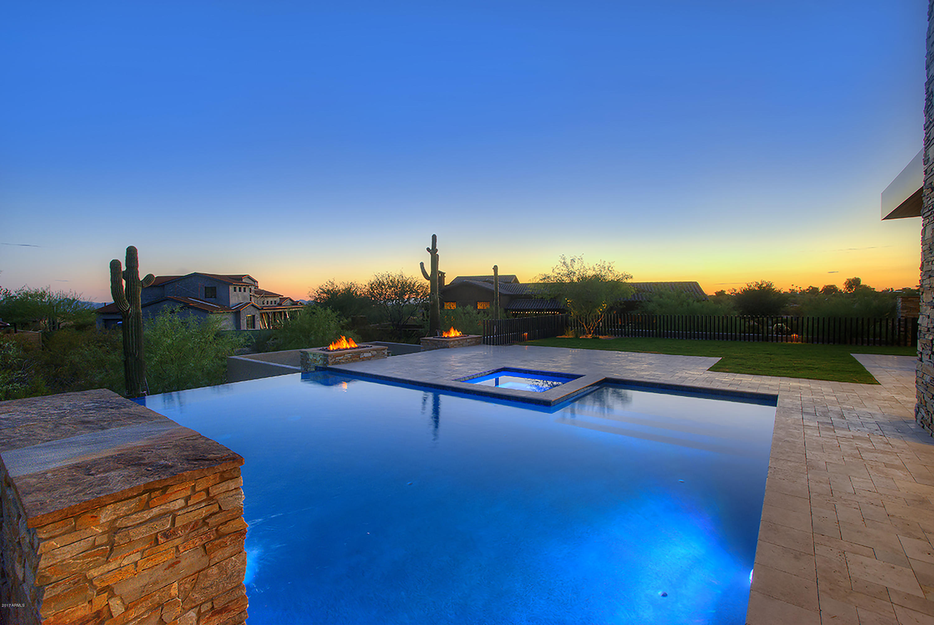 DC RANCH - Residential