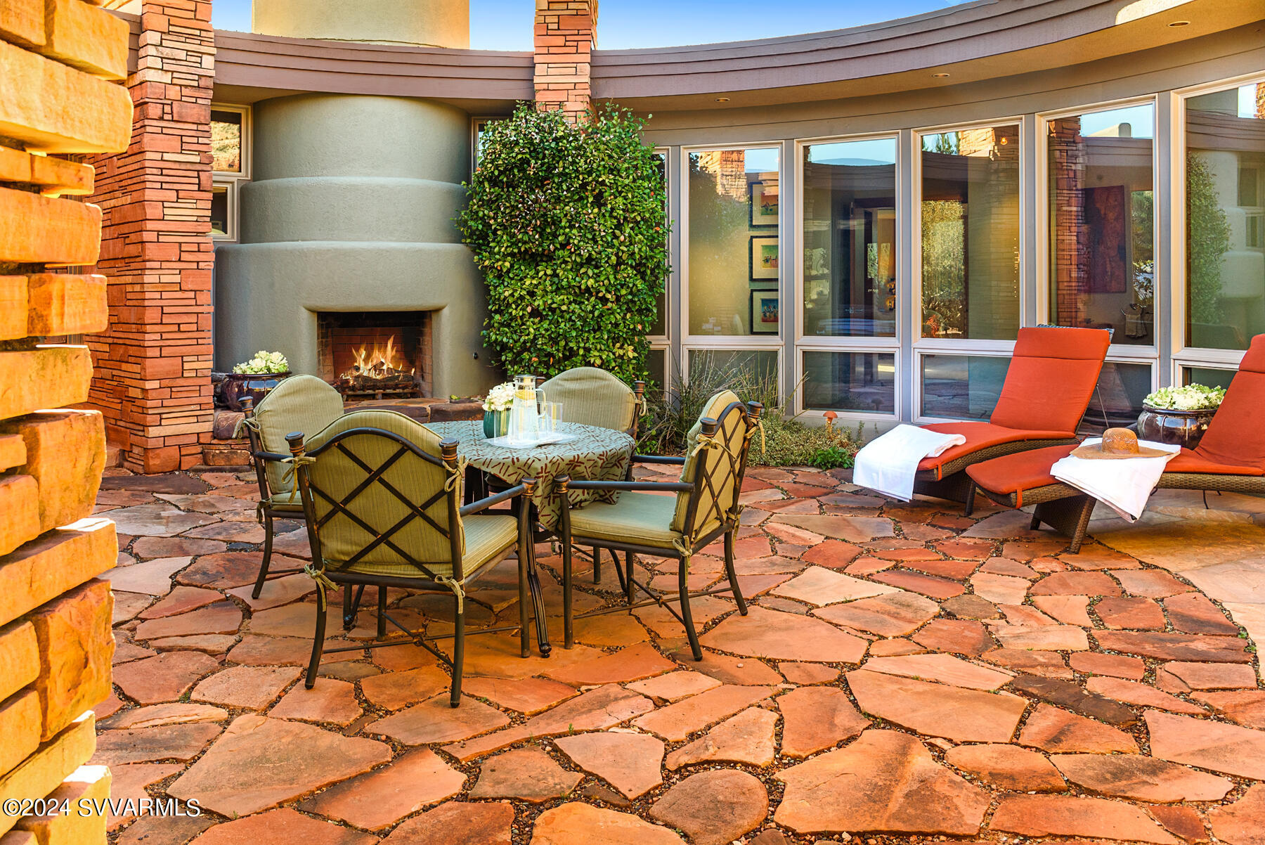 Foothills N - Residential