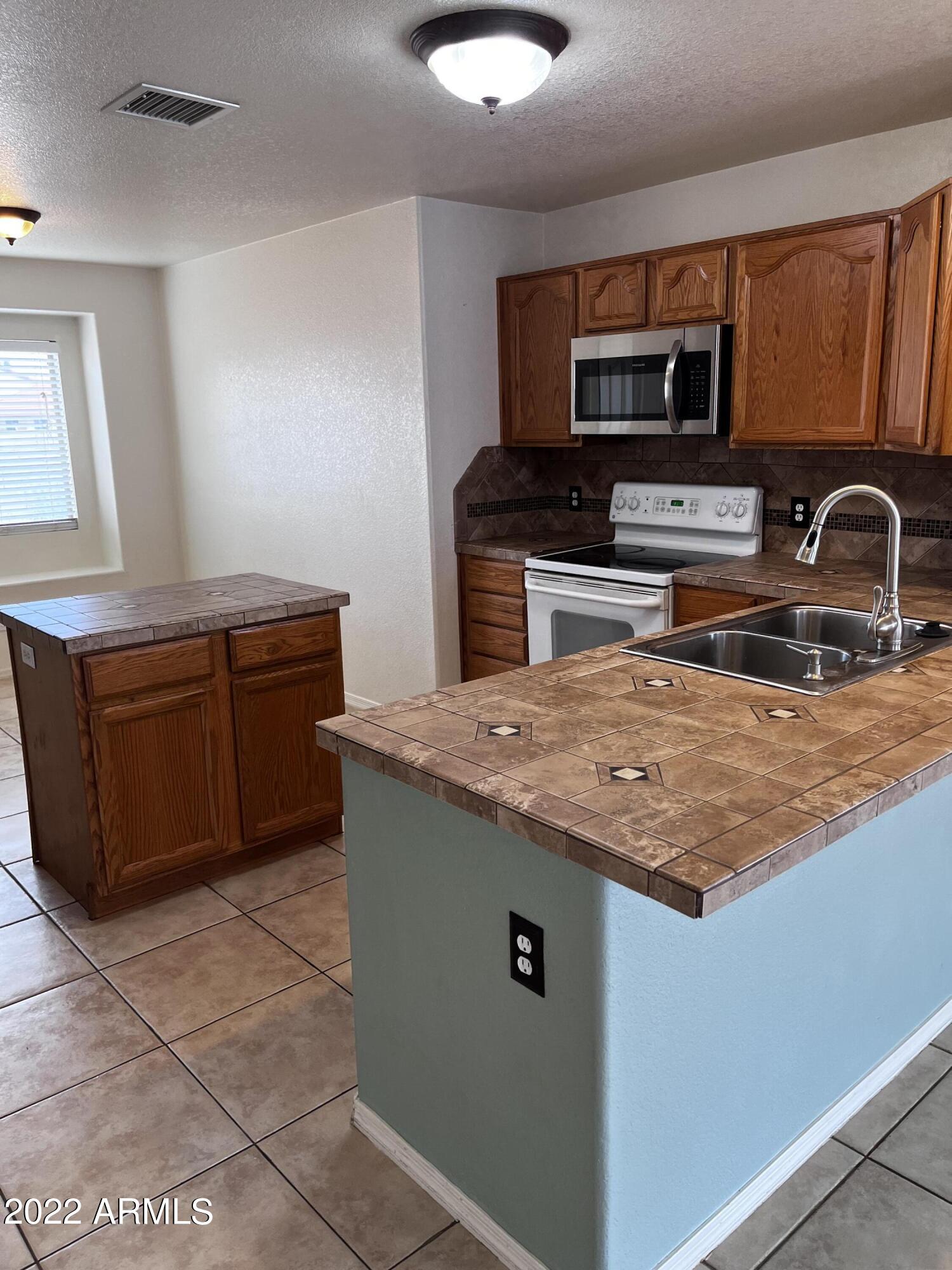 CHAPARRAL VILLAGE NORTH PHASE 2 - Residential