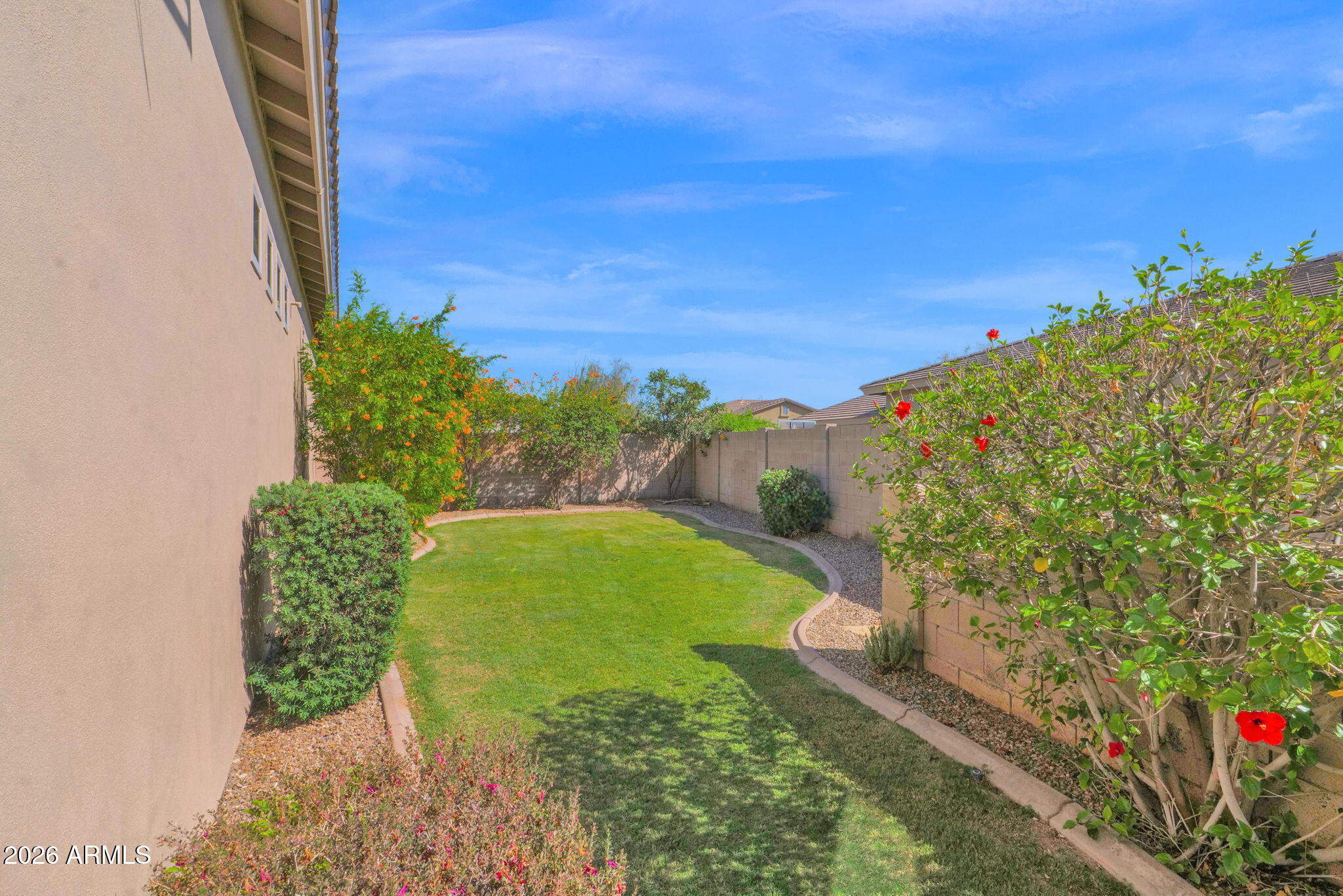 LOS ALISOS - Residential