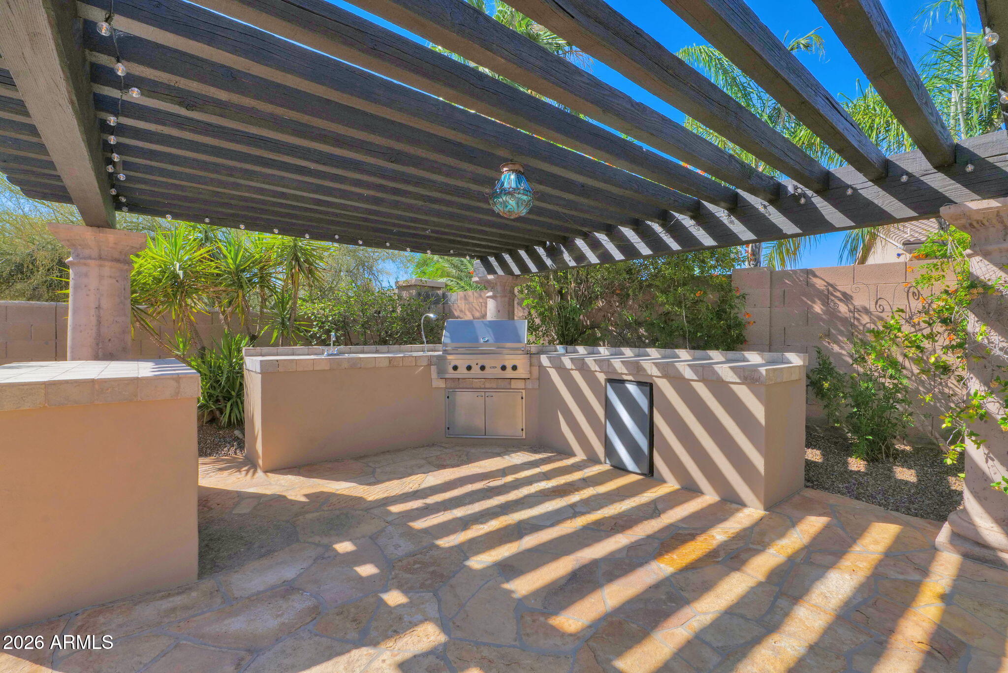 LOS ALISOS - Residential