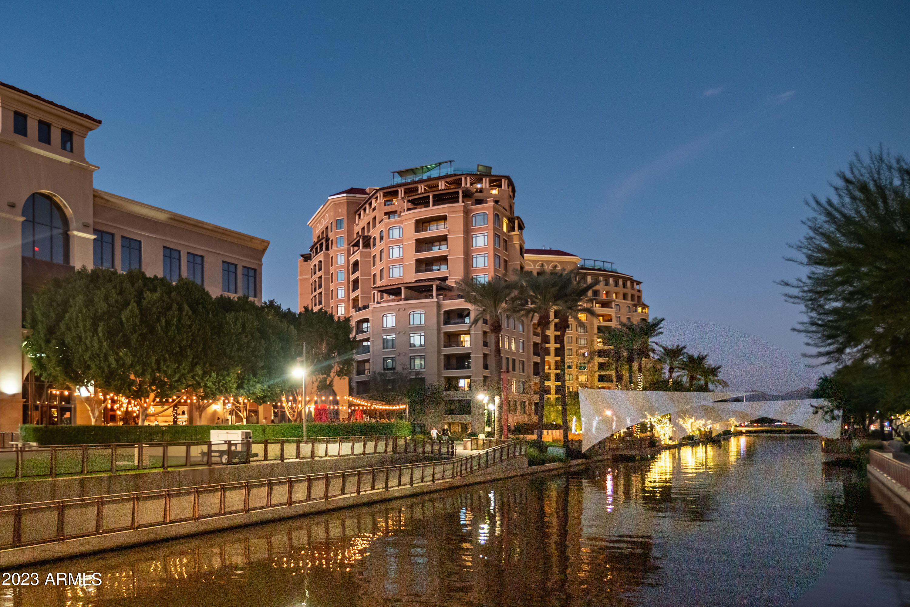 SCOTTSDALE WATERFRONT RESIDENCES CONDOMINIUM - Residential