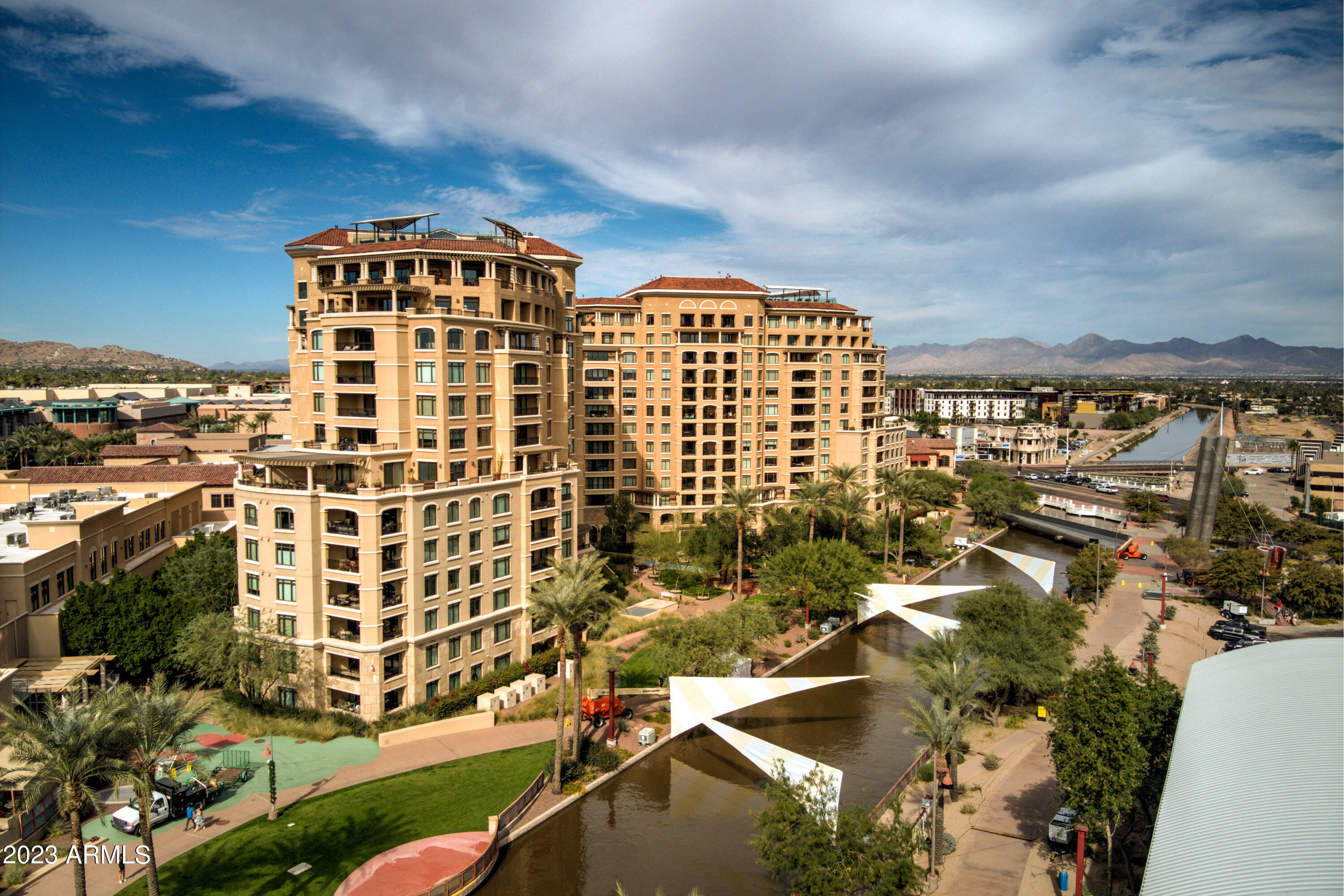 SCOTTSDALE WATERFRONT RESIDENCES CONDOMINIUM - Residential