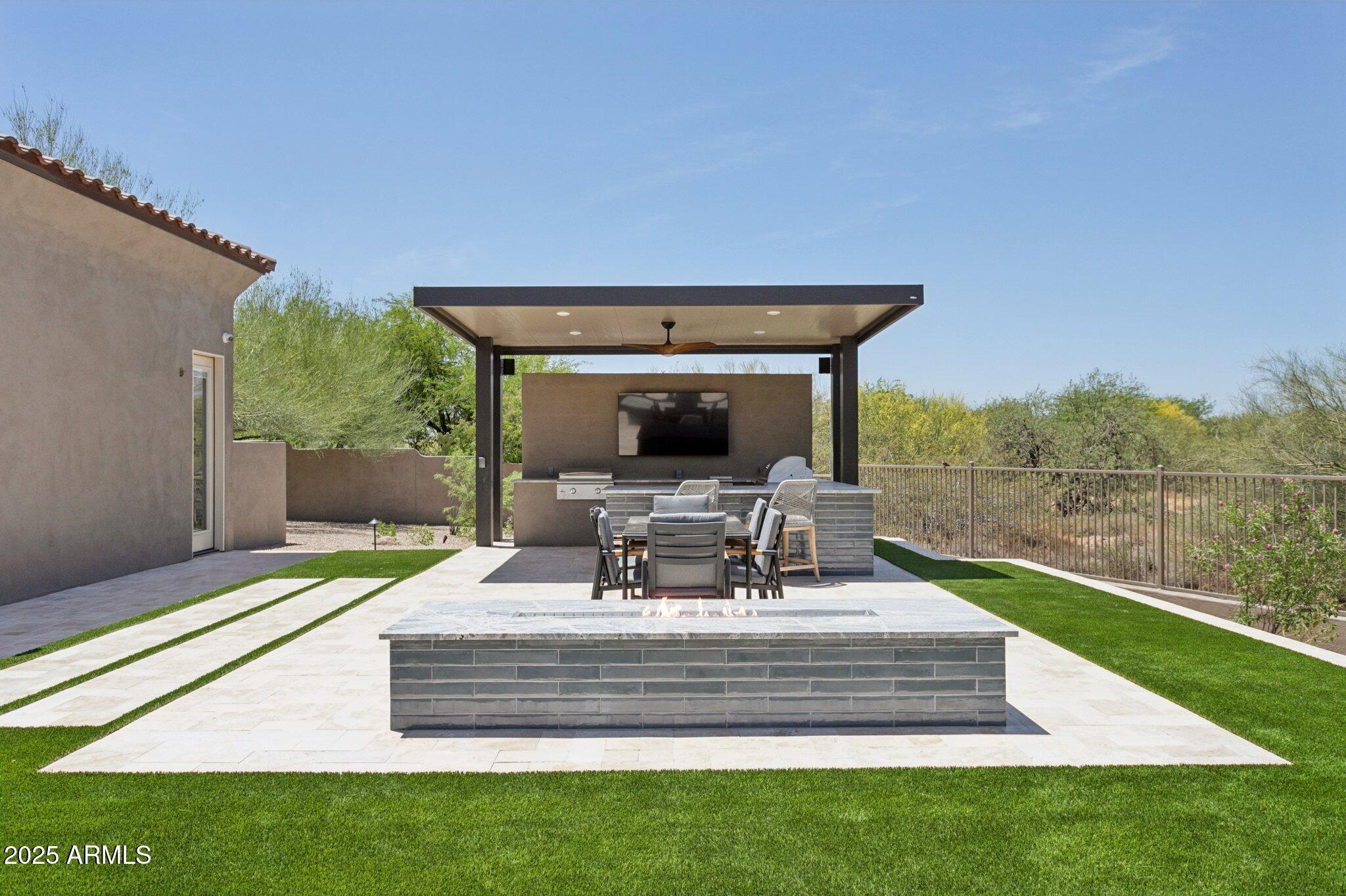 PEAKVIEW TRAILS - Residential