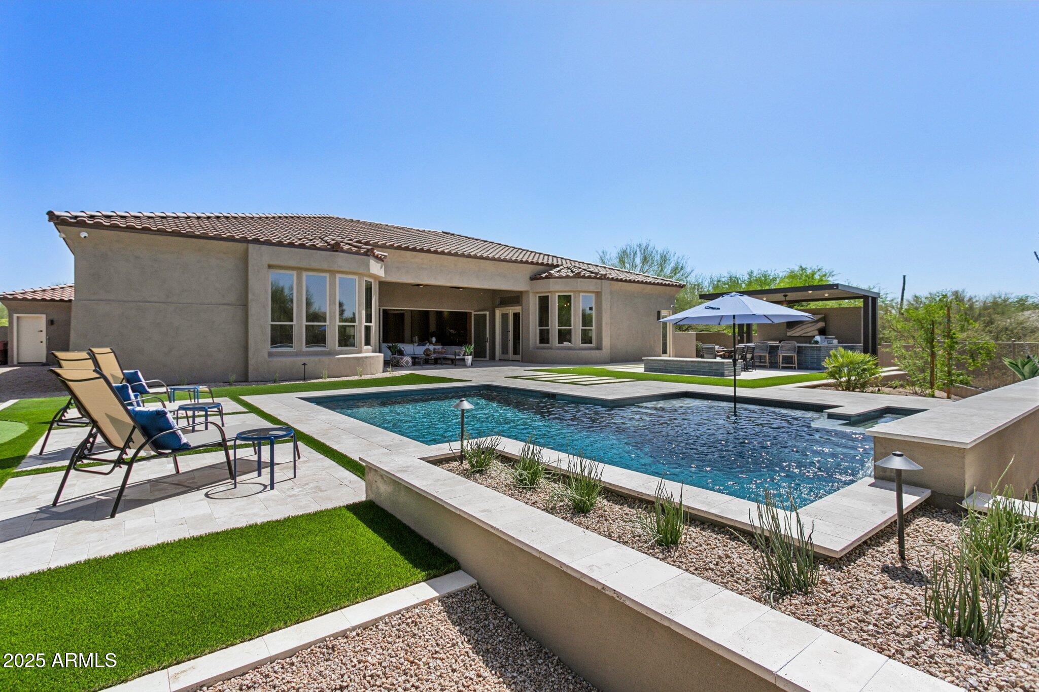 PEAKVIEW TRAILS - Residential