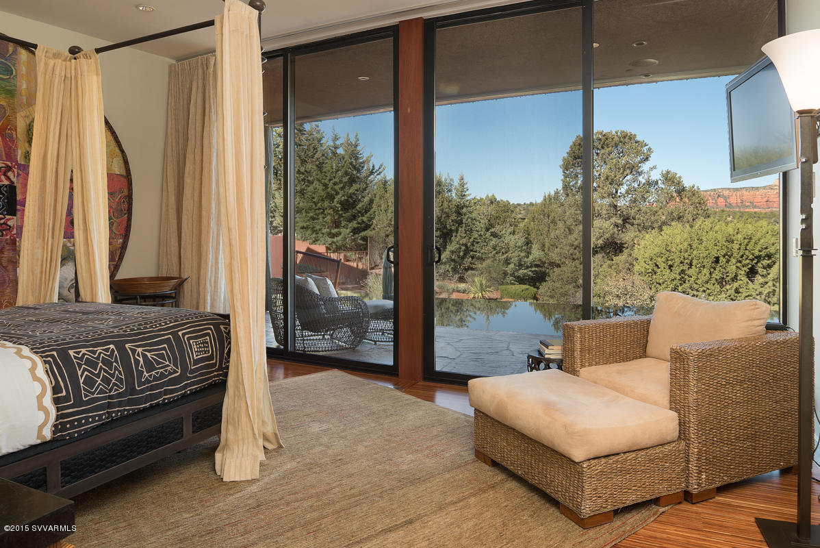 Est at Northslopes - Residential