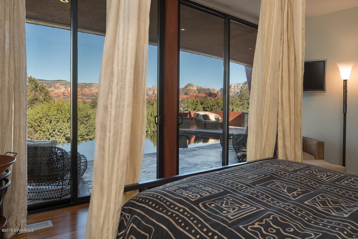 Est at Northslopes - Residential