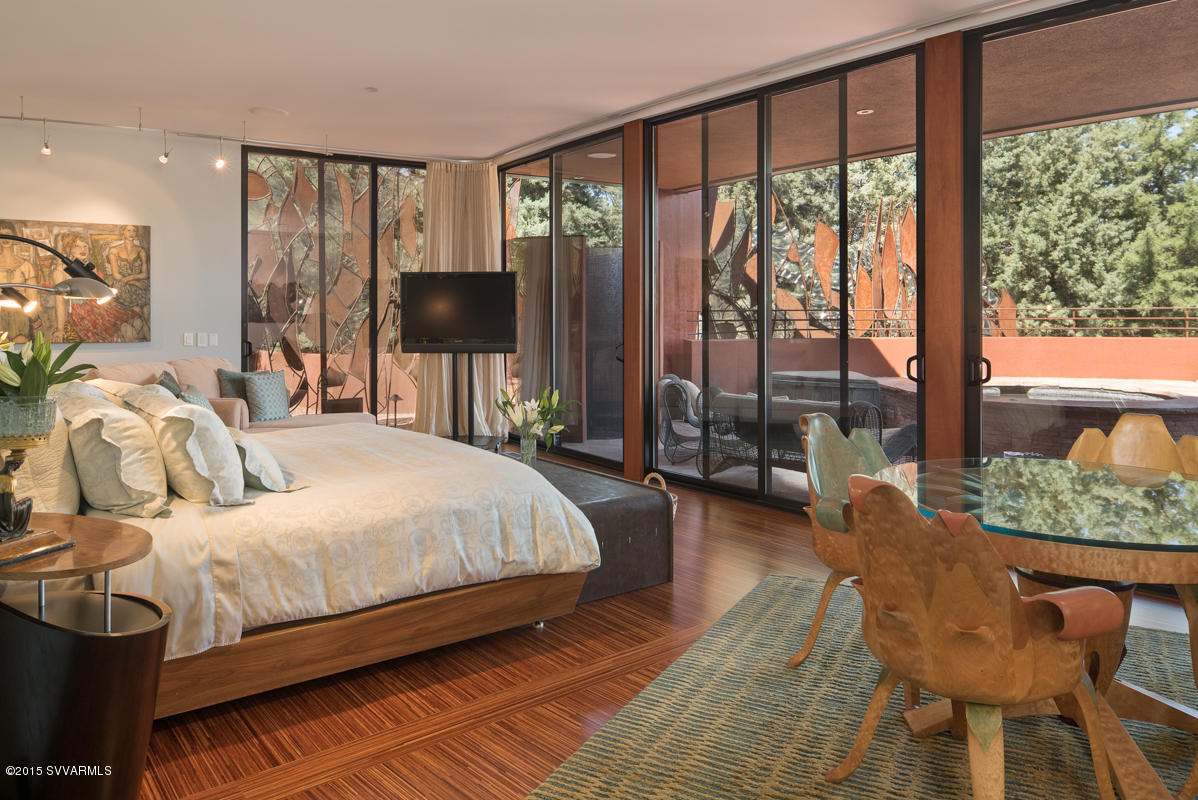 Est at Northslopes - Residential