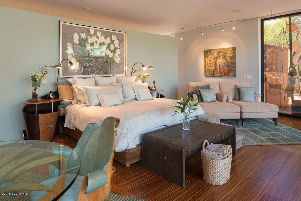 Est at Northslopes - Residential