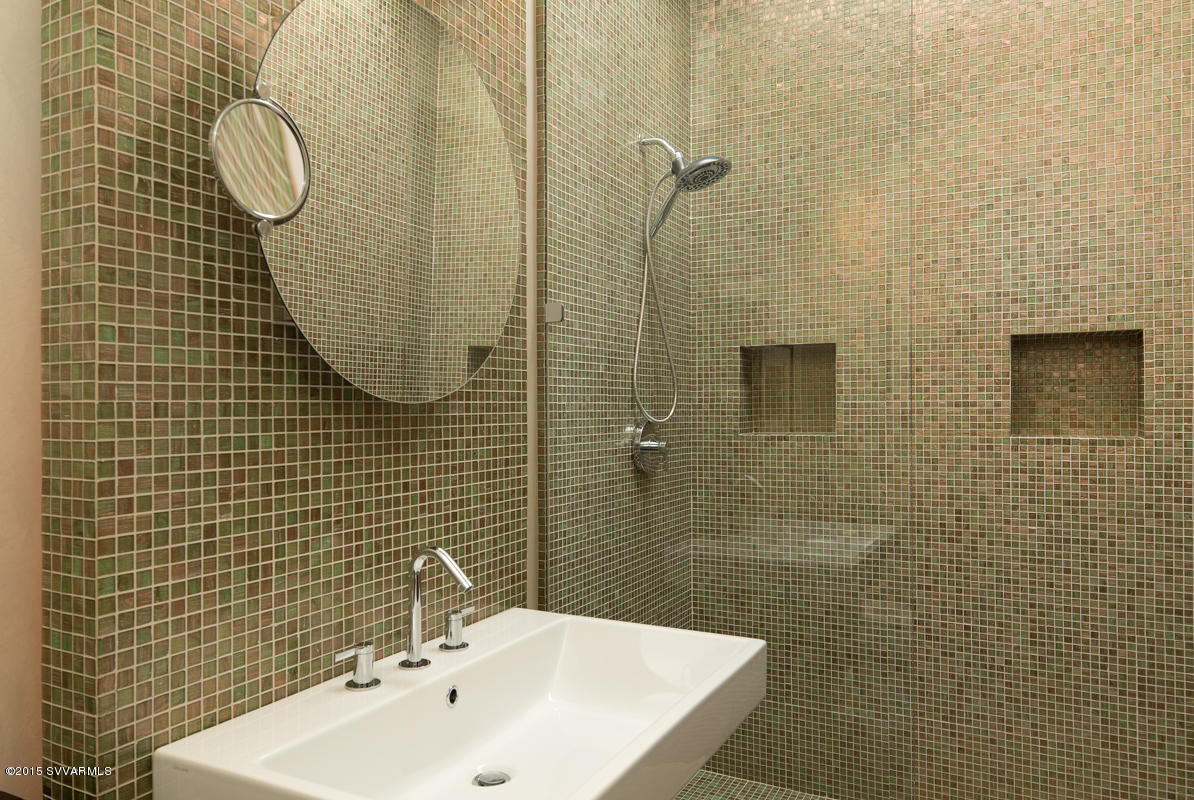 Est at Northslopes - Residential