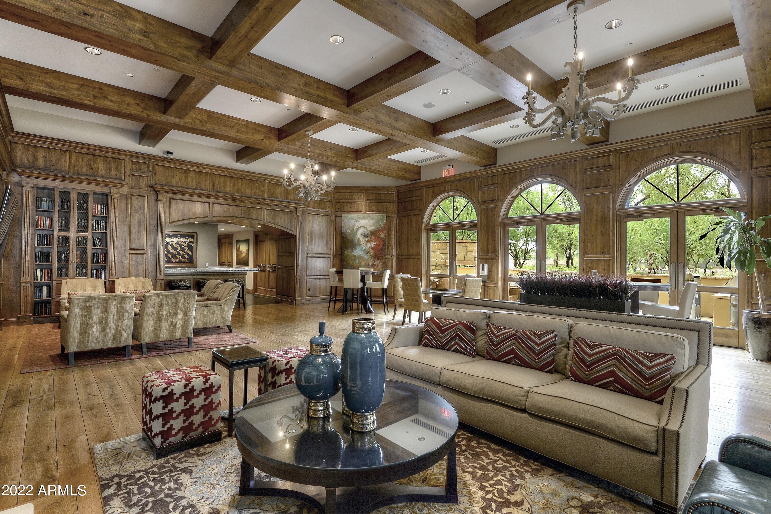SCOTTSDALE WATERFRONT RESIDENCES - Residential