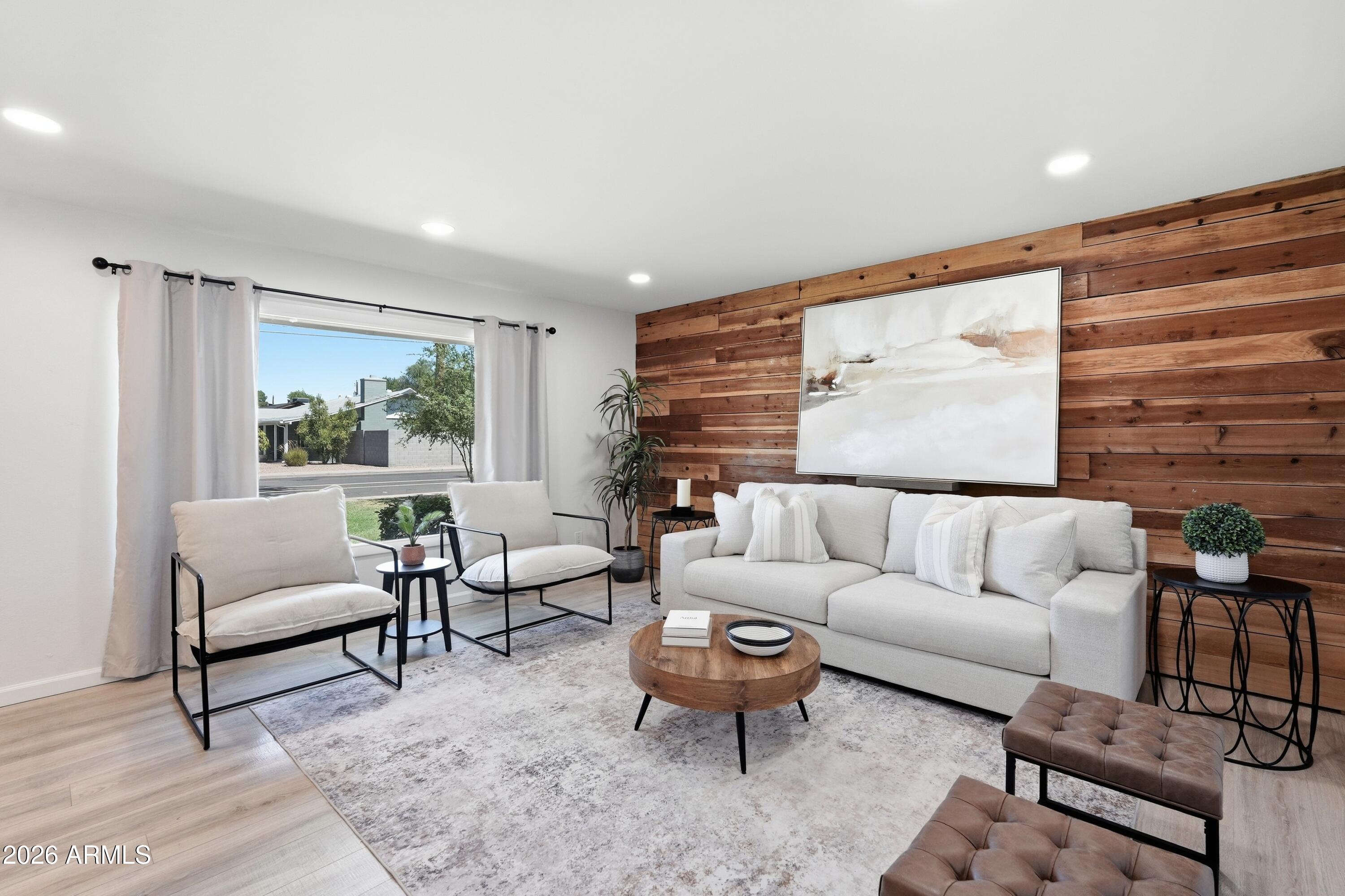 PARK SCOTTSDALE TOWNHOUSE UNIT TWO - Residential
